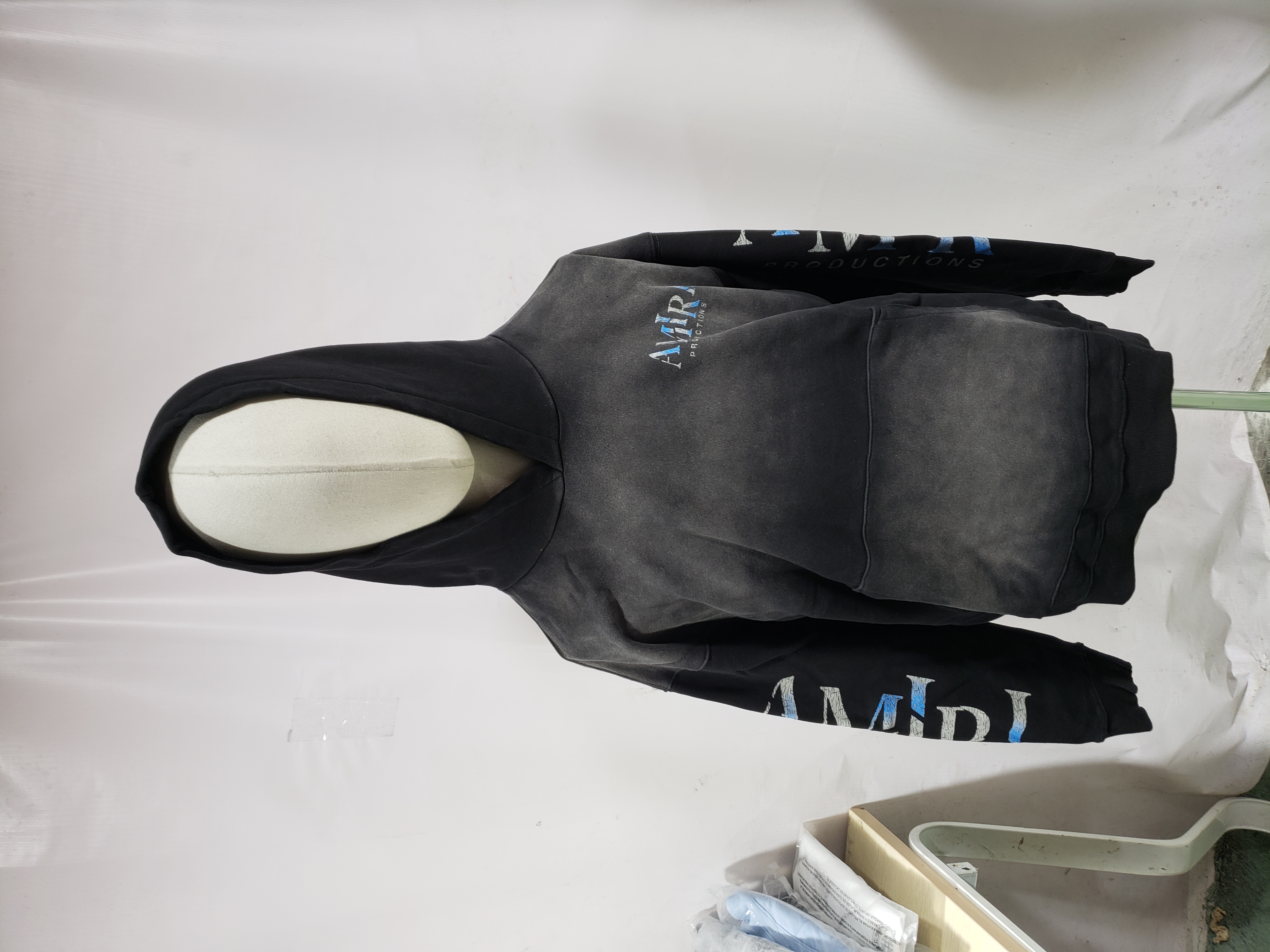 AMIRI Theatre Masks Hoodie #5883 review Stockicks 01