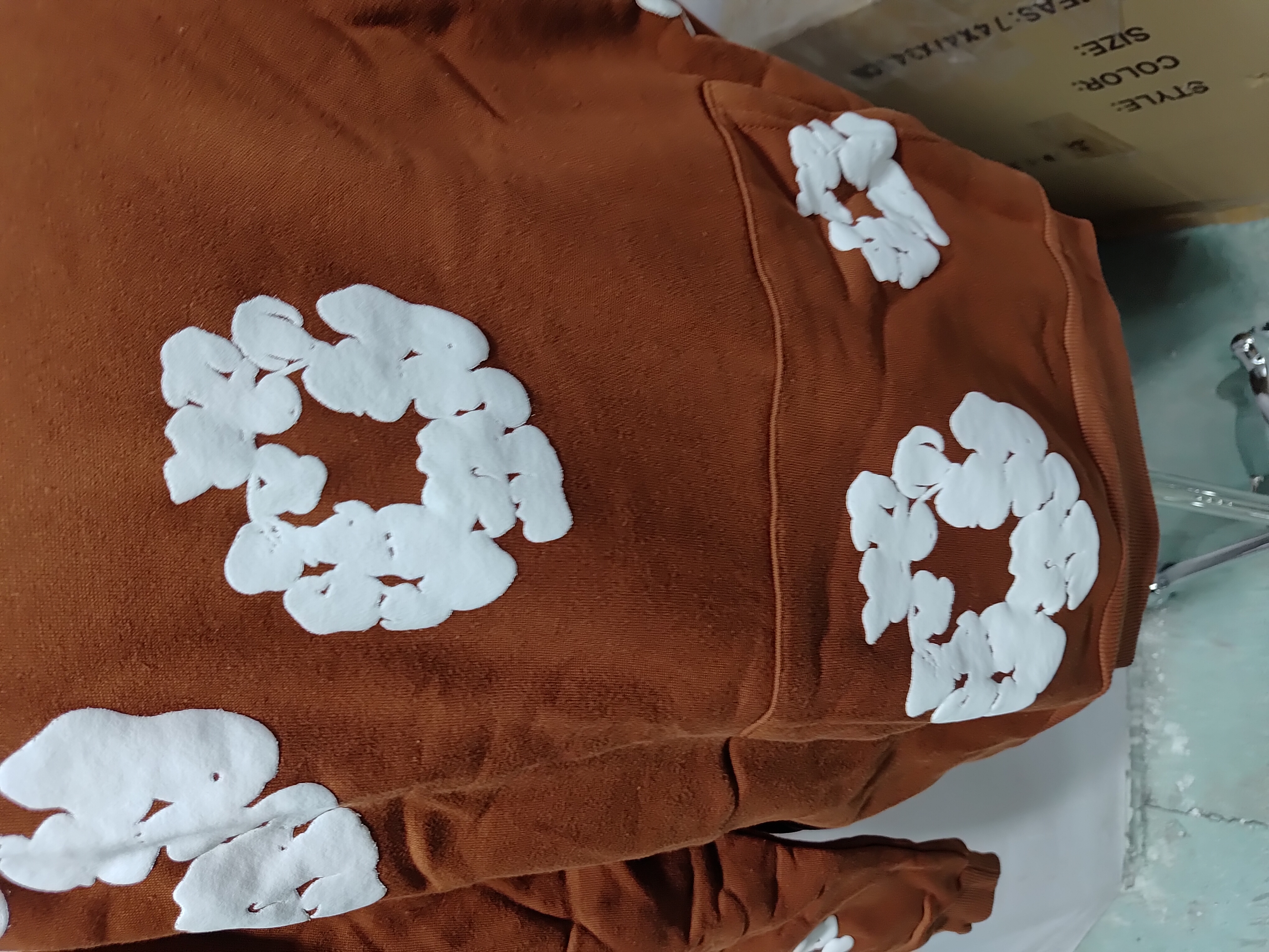 Denim Tears The Cotton Wreath Sweatshirt Brown Hoodie review Stockicks 02