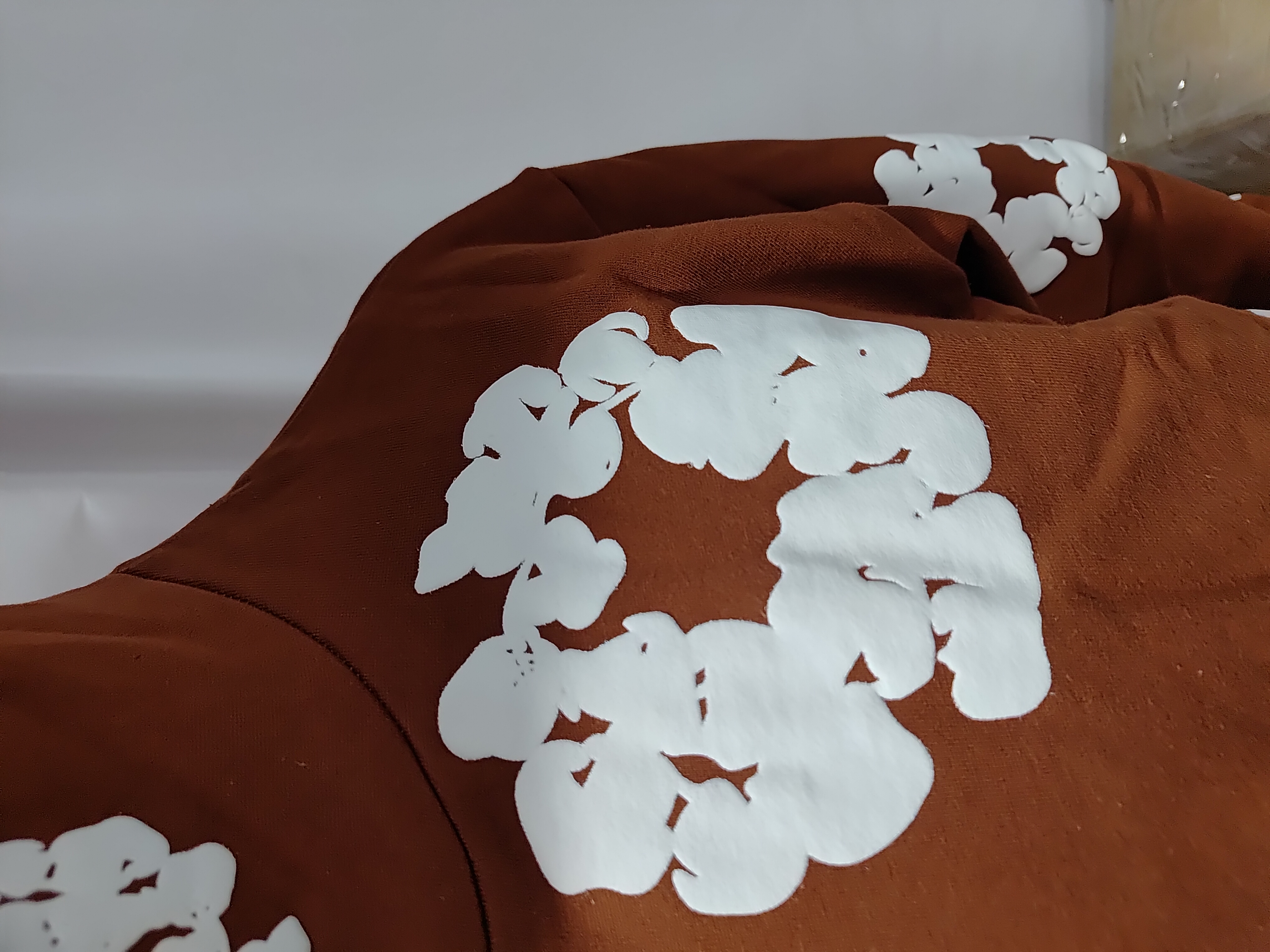 Denim Tears The Cotton Wreath Sweatshirt Brown Hoodie review Stockicks 03