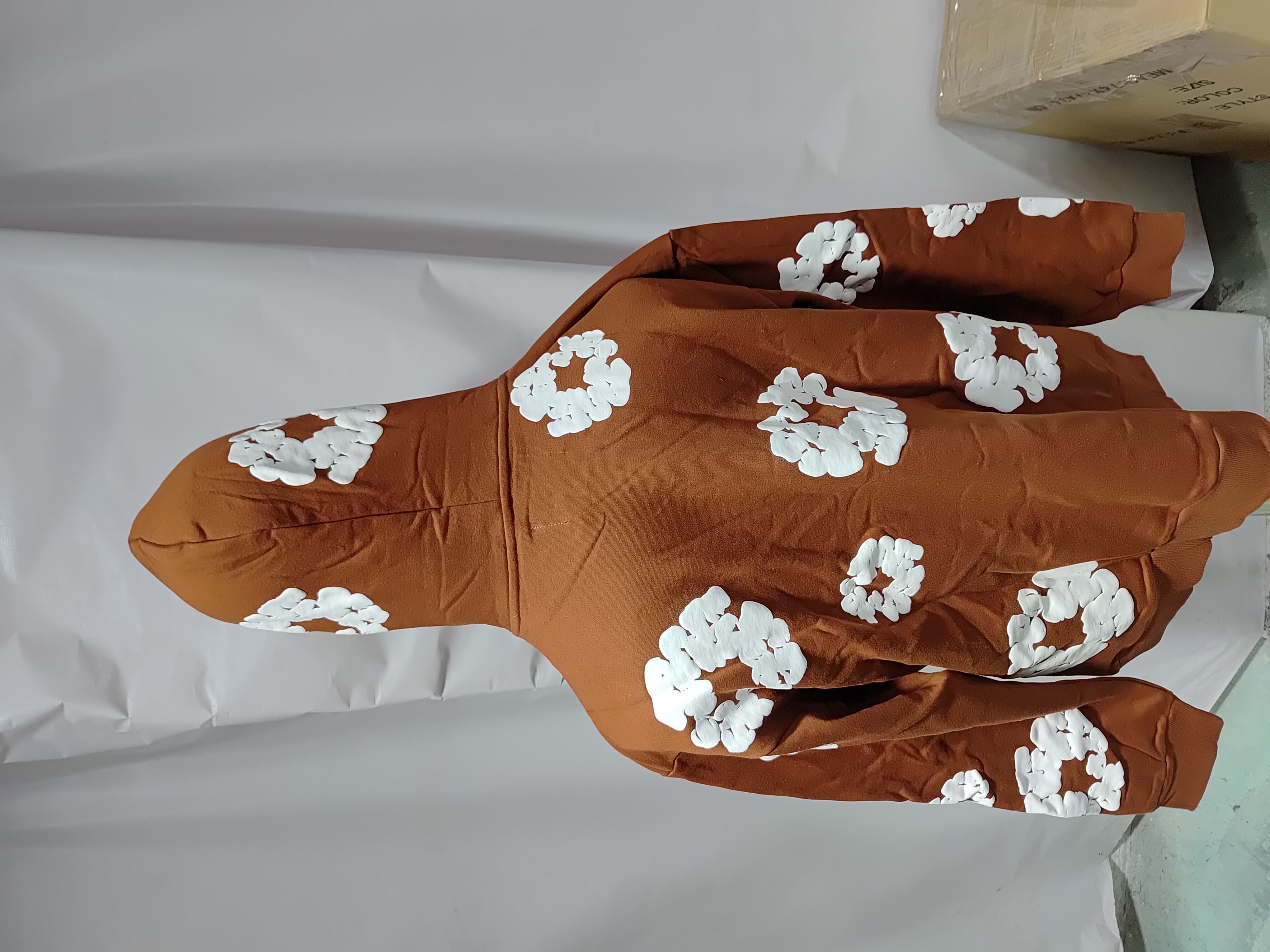 Denim Tears The Cotton Wreath Sweatshirt Brown Hoodie review Stockicks 05