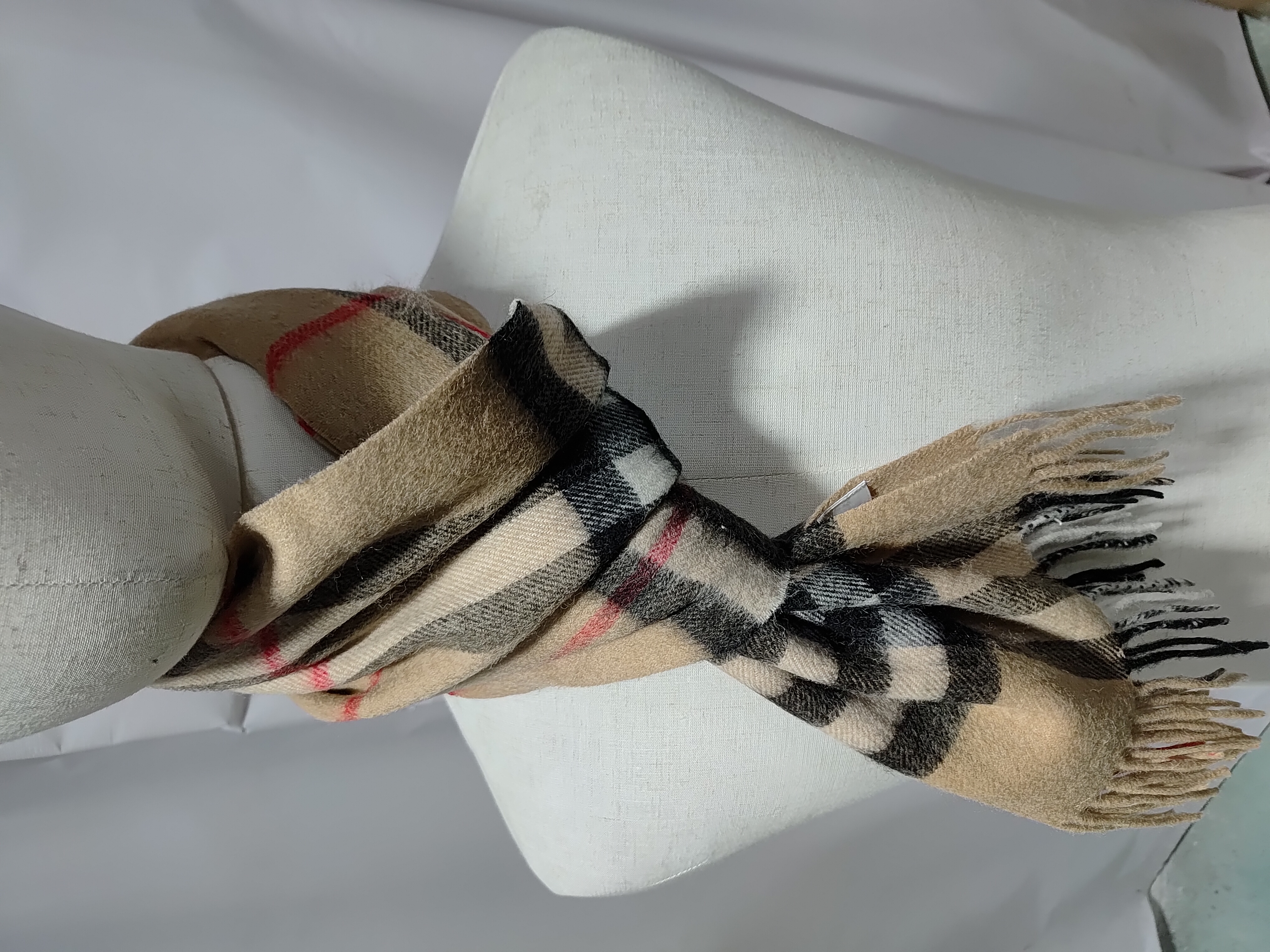 Burberry Check Cashmere Scarf Archive Beige 80767951 review Stockicks 02