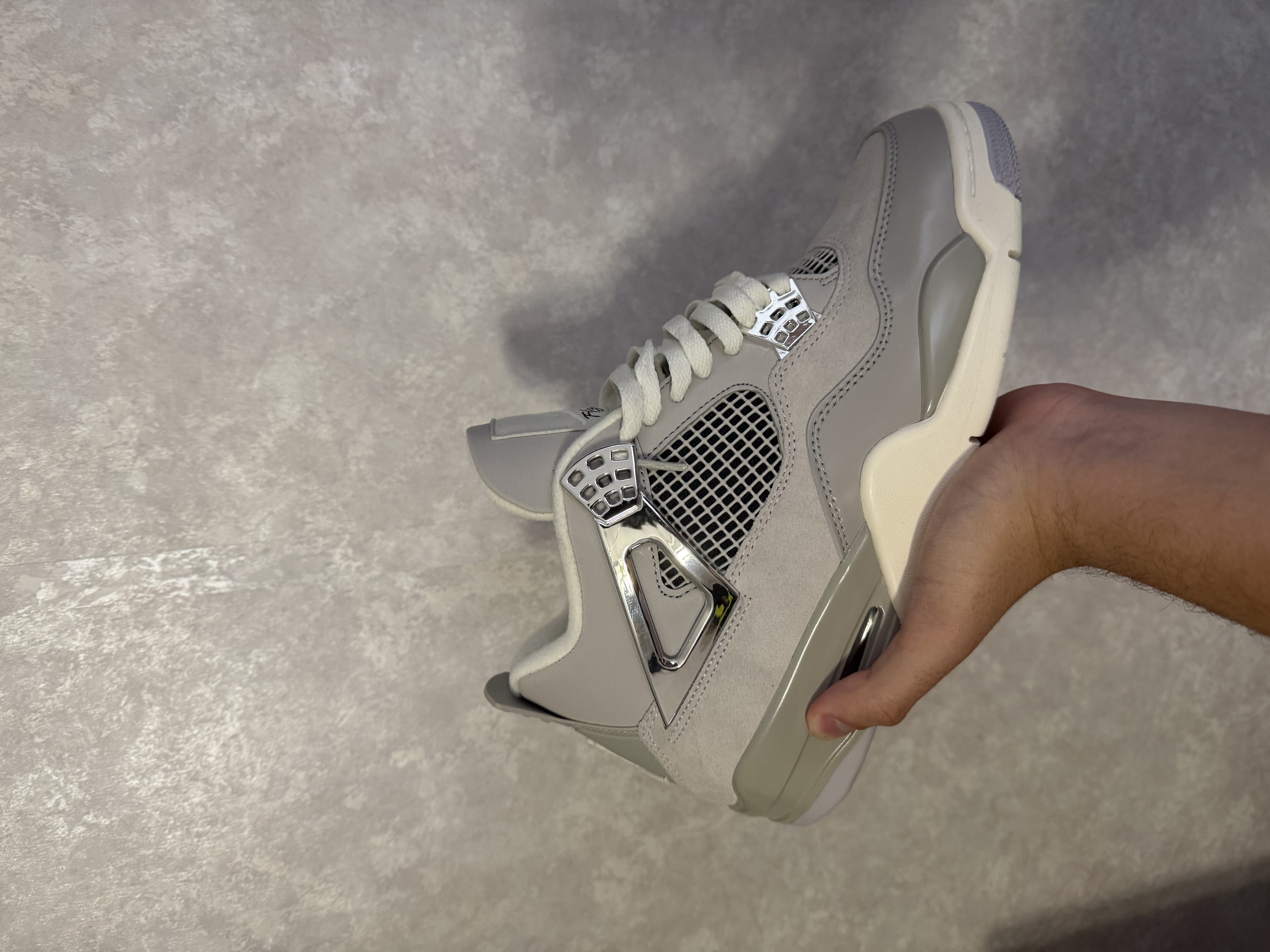 【Christmas Special Offers】PK God Batch Air Jordan 4 WMNS “Frozen Moments” AQ9129-001 review Cam 01