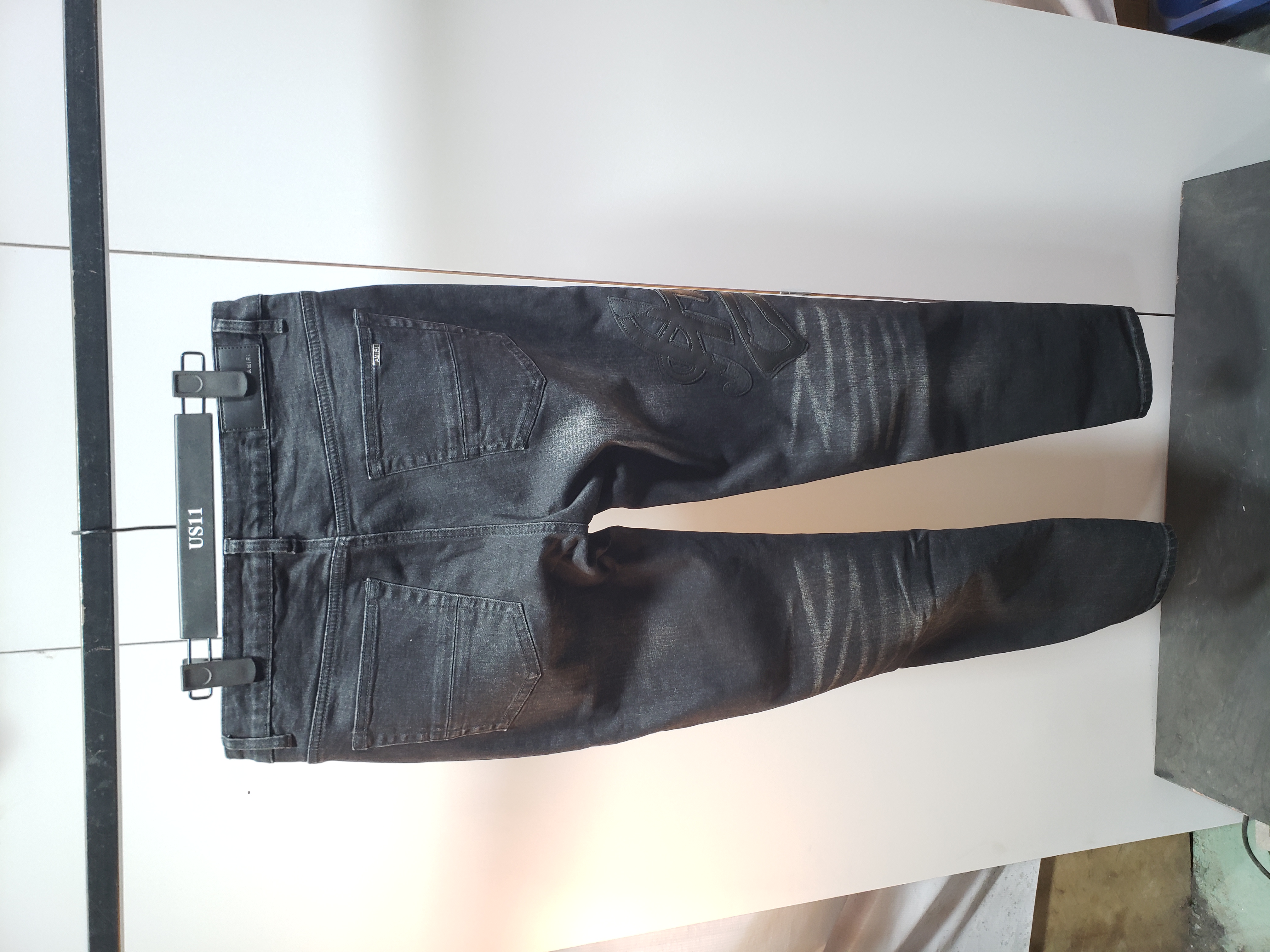 Amiri Jean 1312 review Stockicks 03