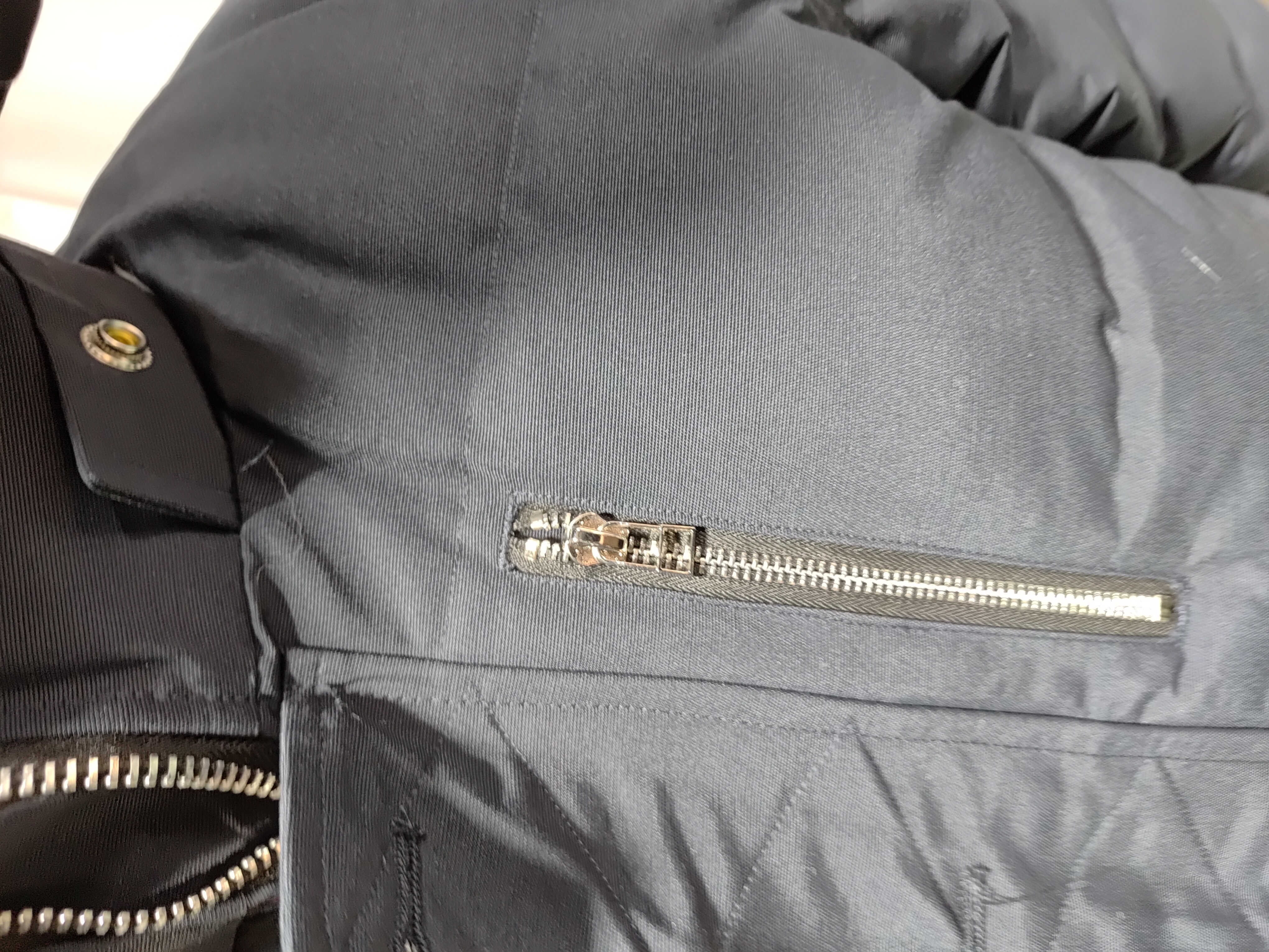 Moose Knuckles Men's Shearling 3Q Jacket Dark Blue review Stockicks 04