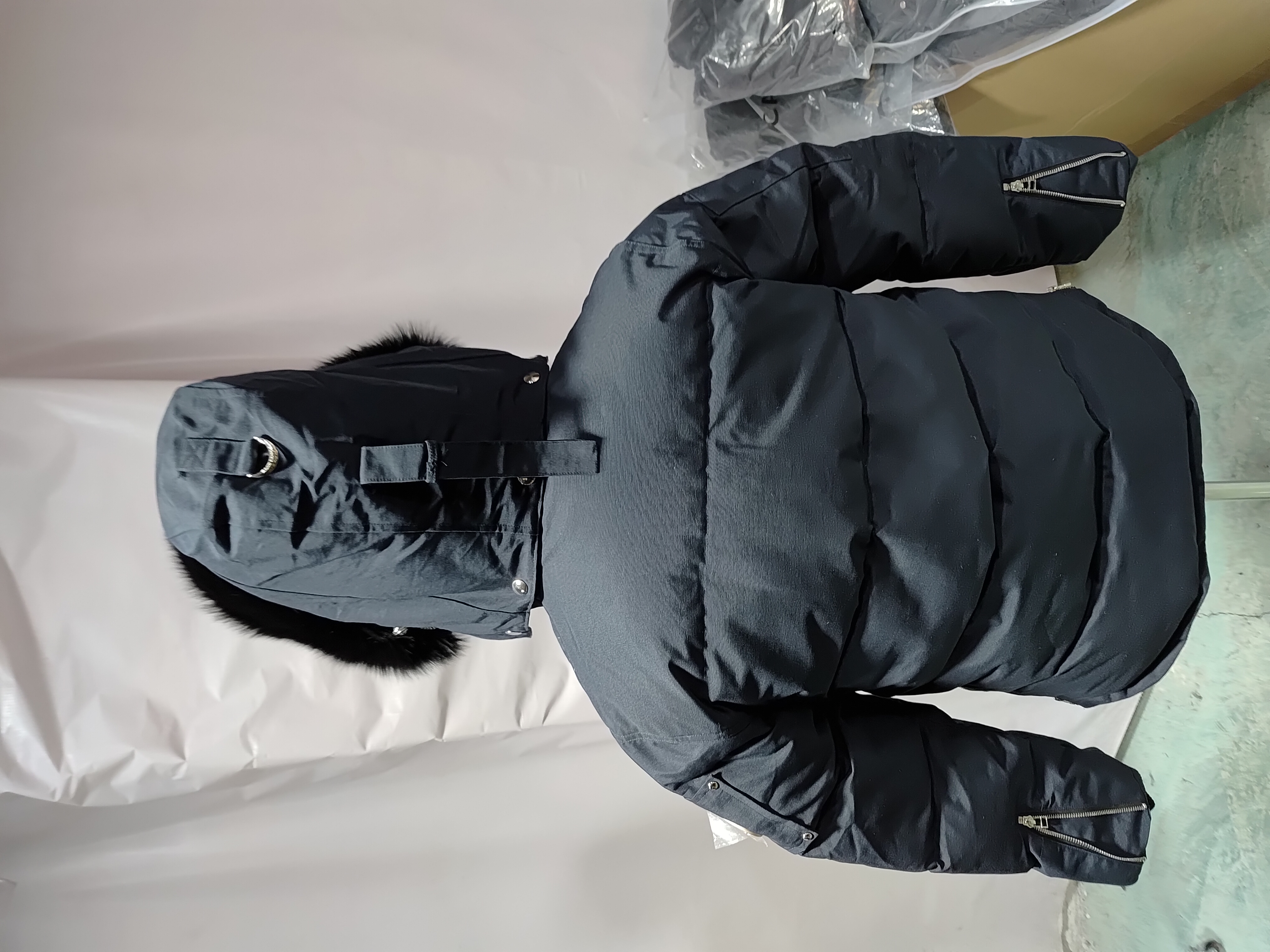 Moose Knuckles Men's Shearling 3Q Jacket Dark Blue review Stockicks 06