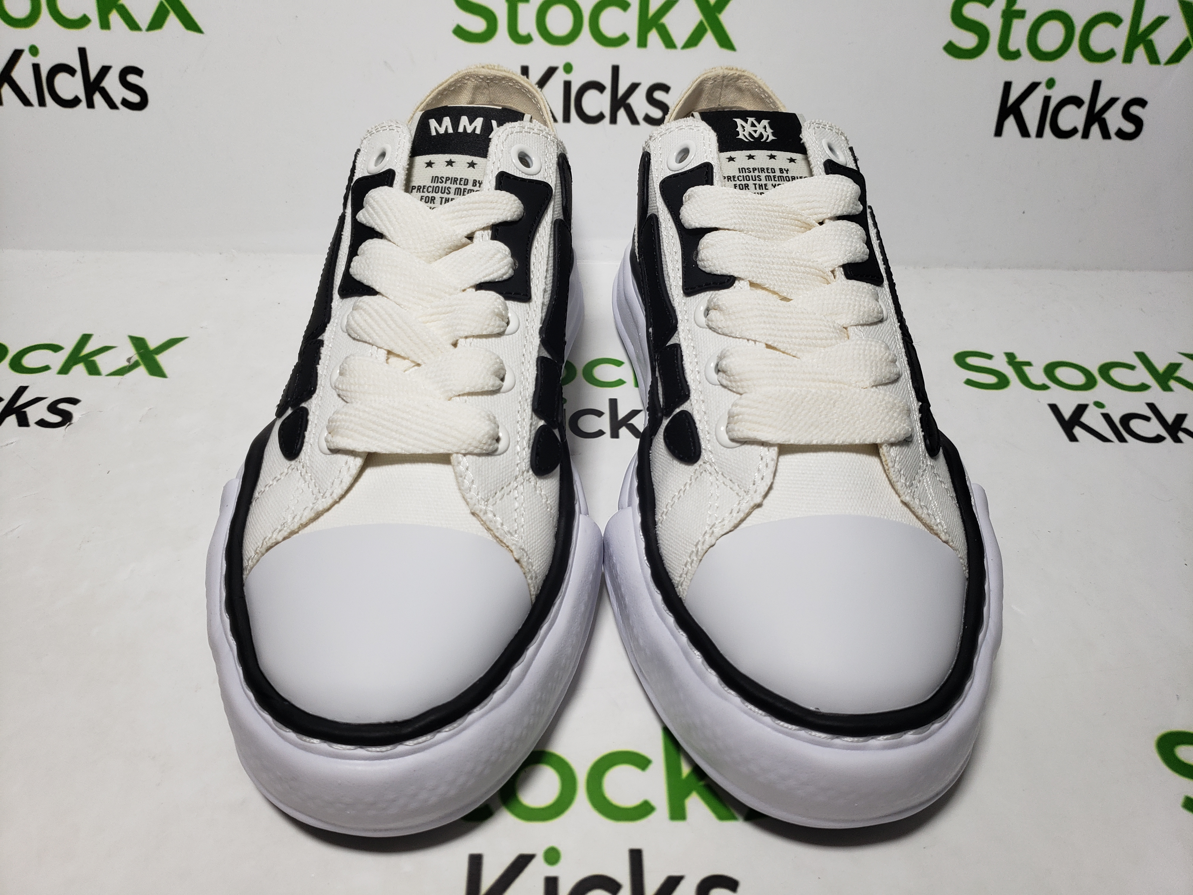 MIHARA YASUHIRO Black And White Bones NO.729 review Stockicks 01