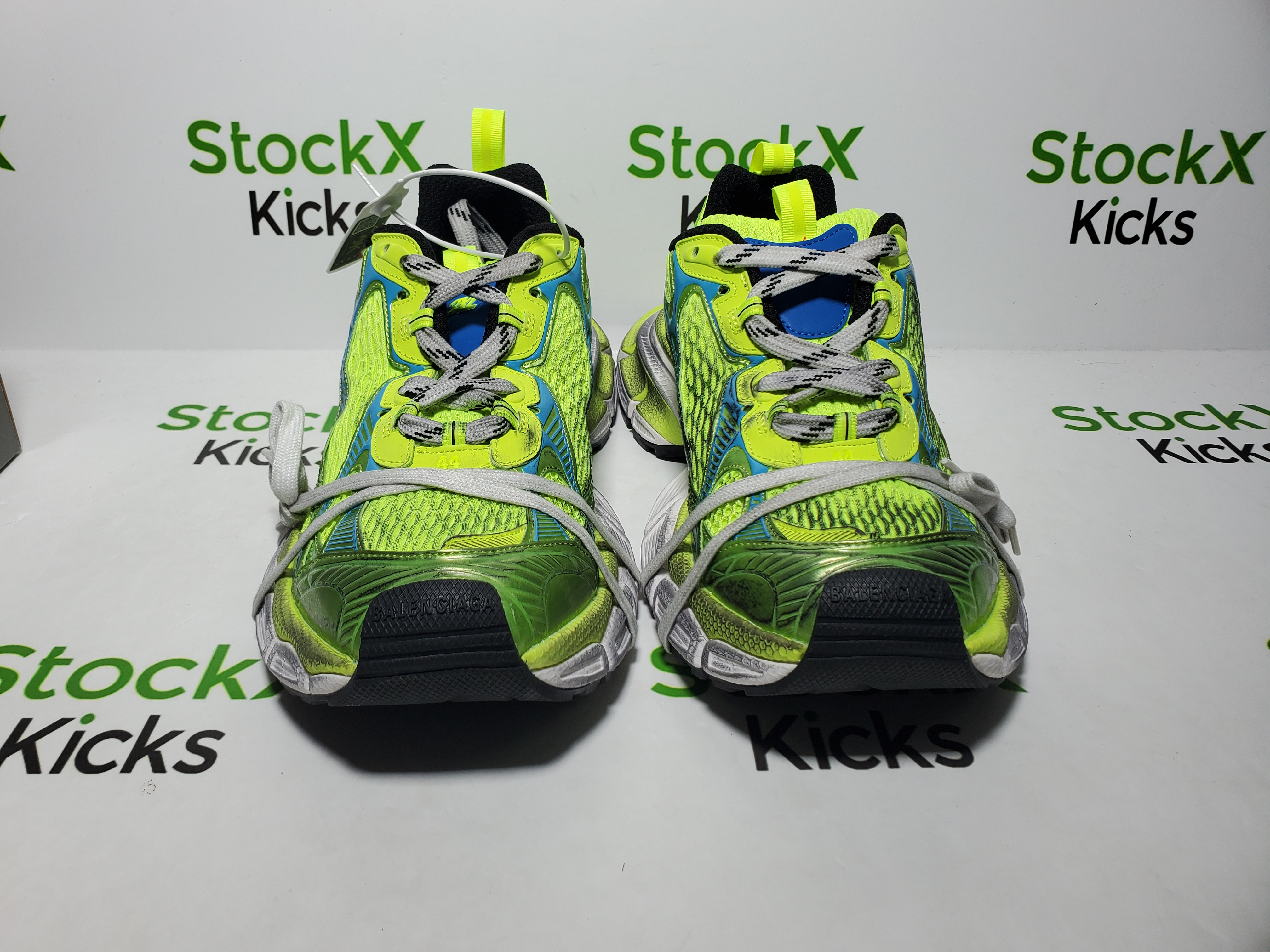 Balenciaga 3XL Sneaker Black Fluorescent Green 734734 W3XL6 7019 review Stockicks 03