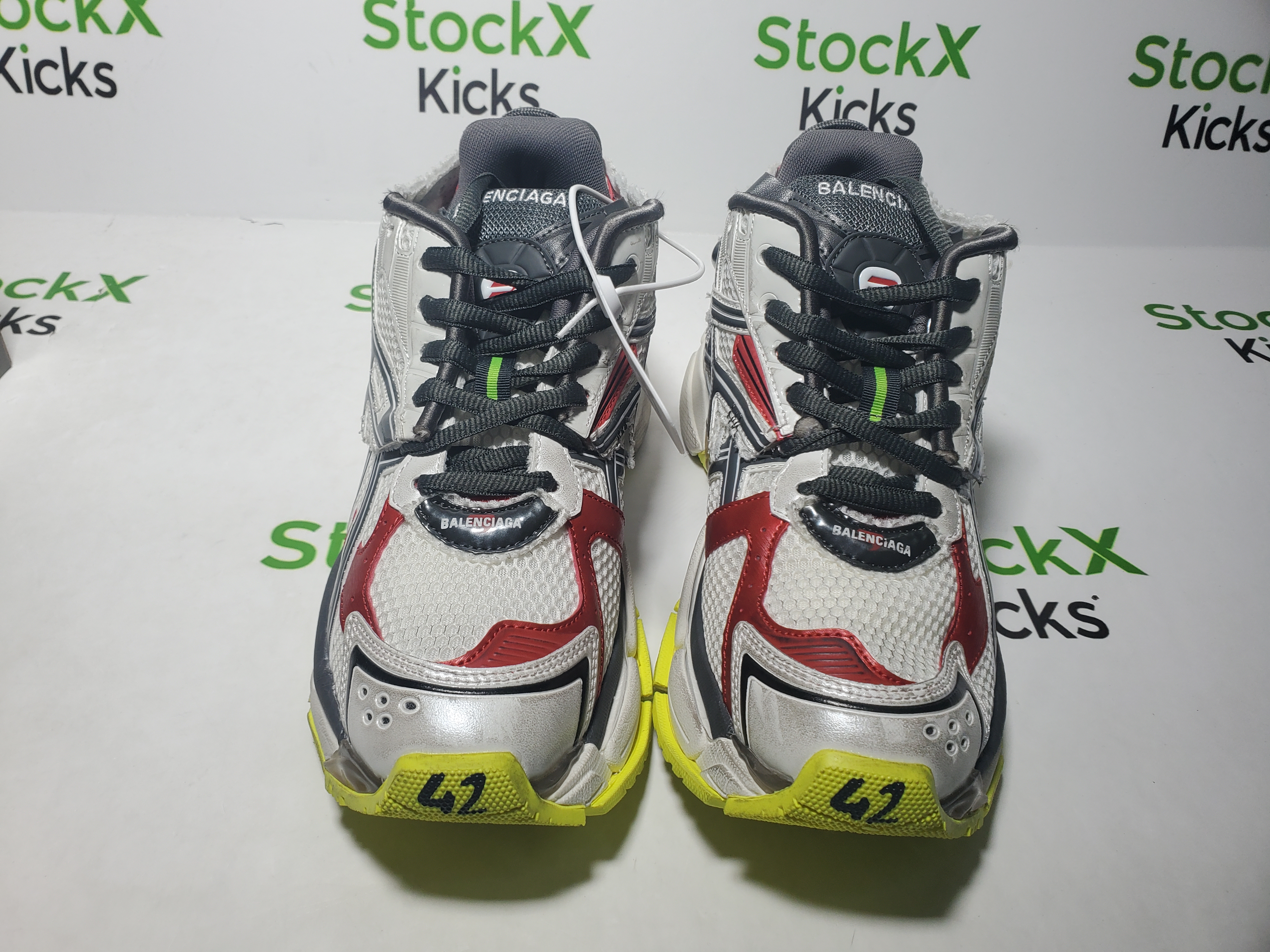Balenciaga Runner Black White Red Neon Yellow 677402 W3RB2 9167 review Stockicks 04