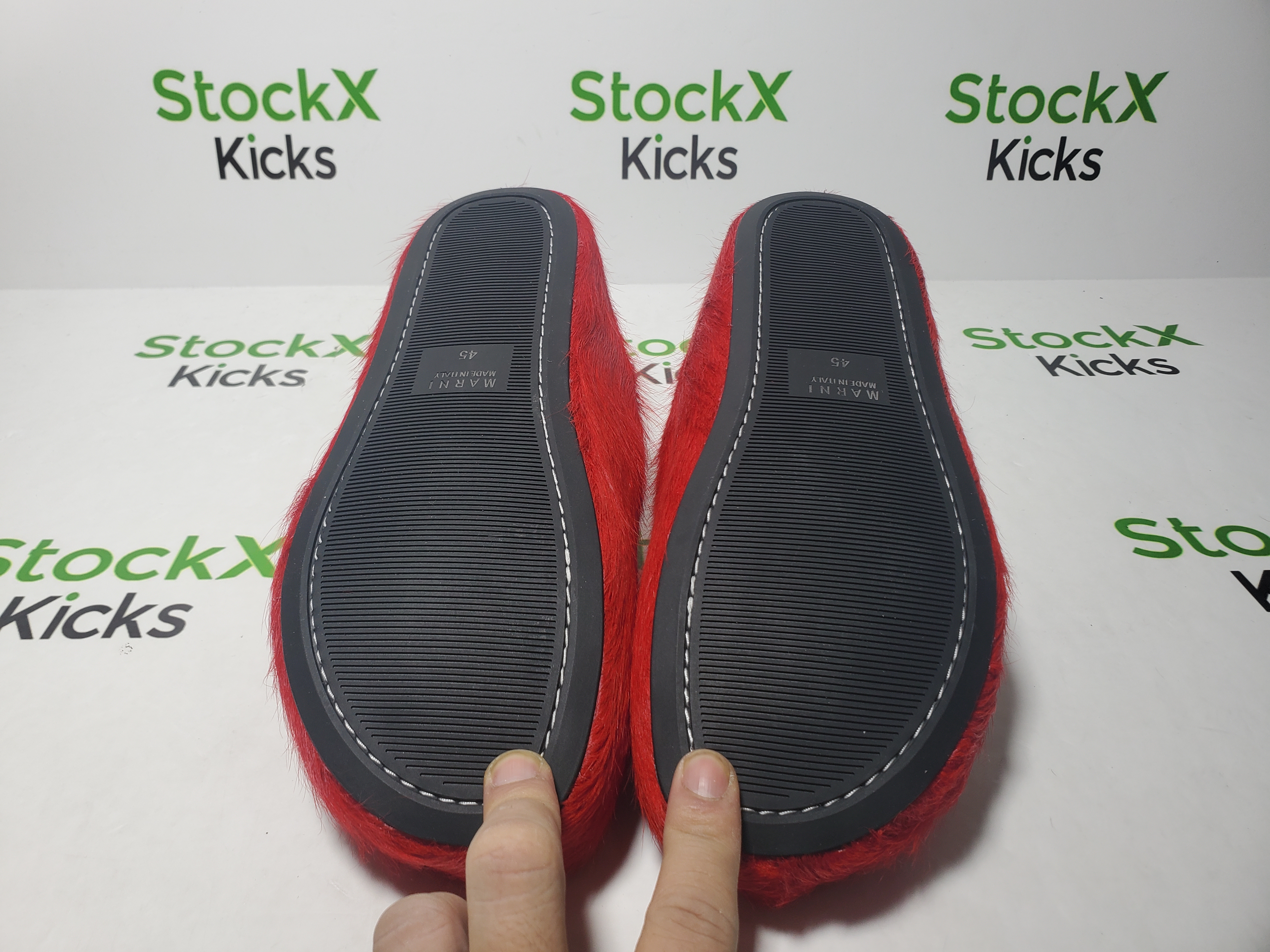 Marni Long-hair Calfskin Fussbett Sabot Red SBMS004601P412200R66 review Stockicks 05