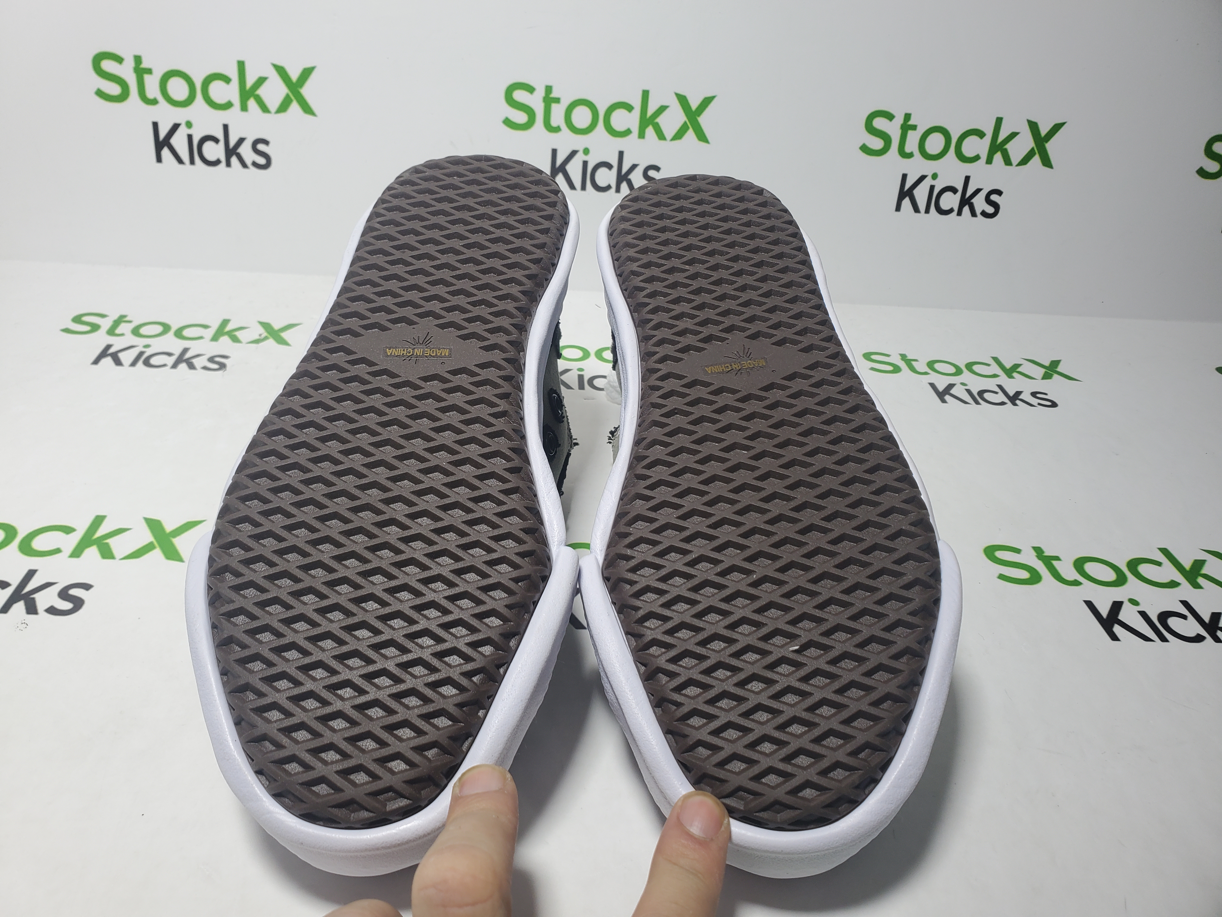 MIHARA YASUHIRO Blackish Green NO.734 review Stockicks 05