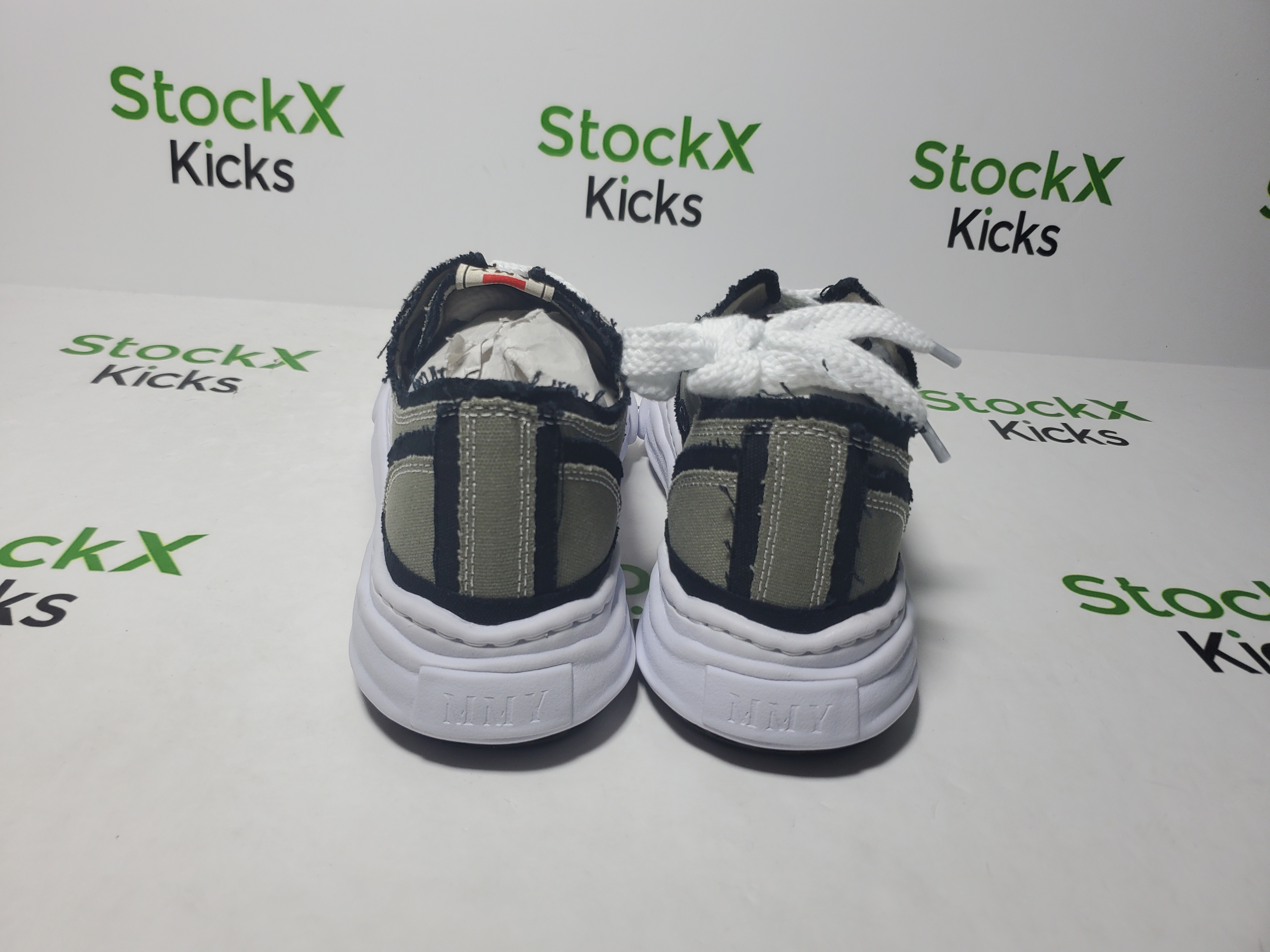 MIHARA YASUHIRO Blackish Green NO.734 review Stockicks 03