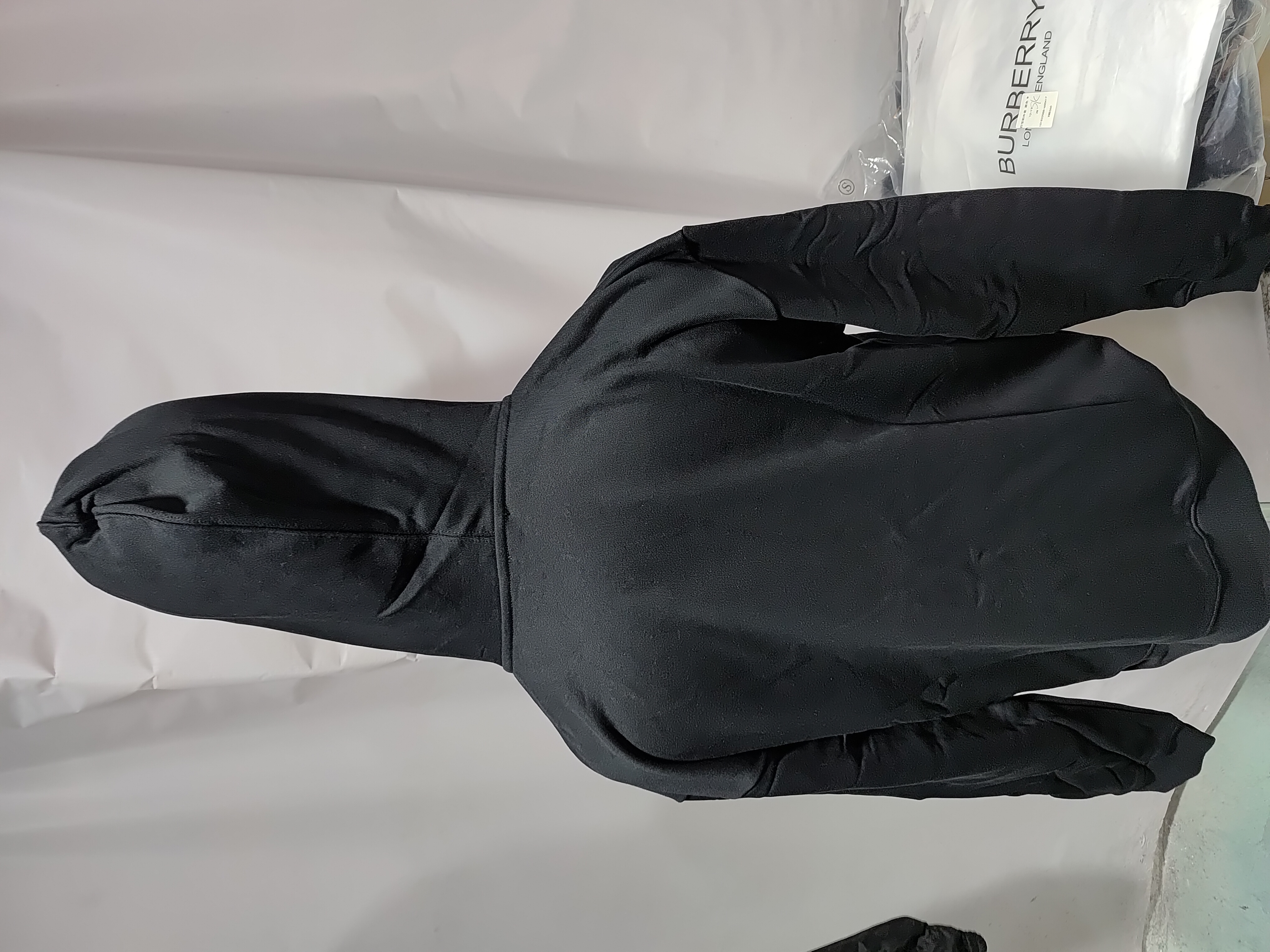 Burberry Zip Up Hoodie With Check Hood Black Archive Beige review Stockicks 05