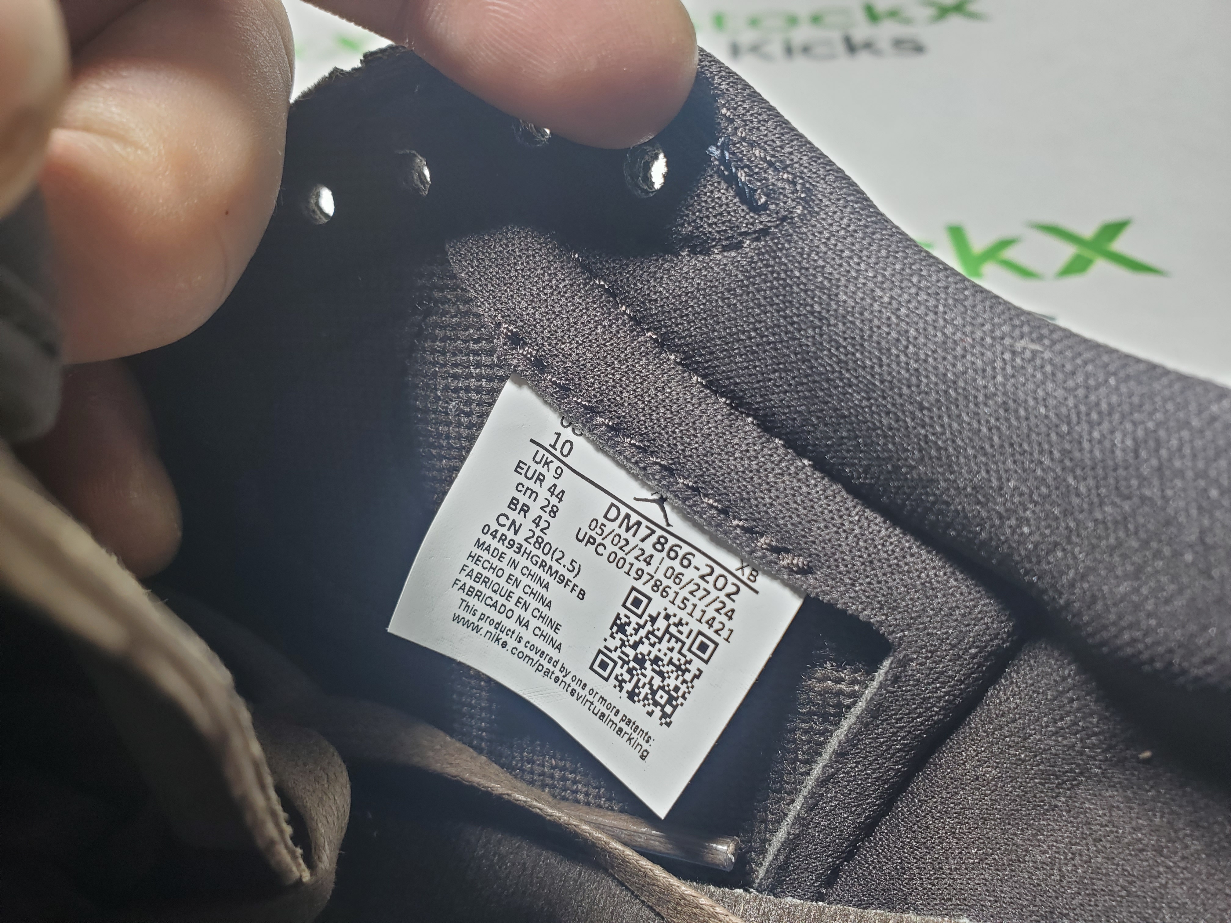 LJR Batch Air Jordan 1 Low Travis Scott  Velvet Brown DM7866-202 review Stockicks 06