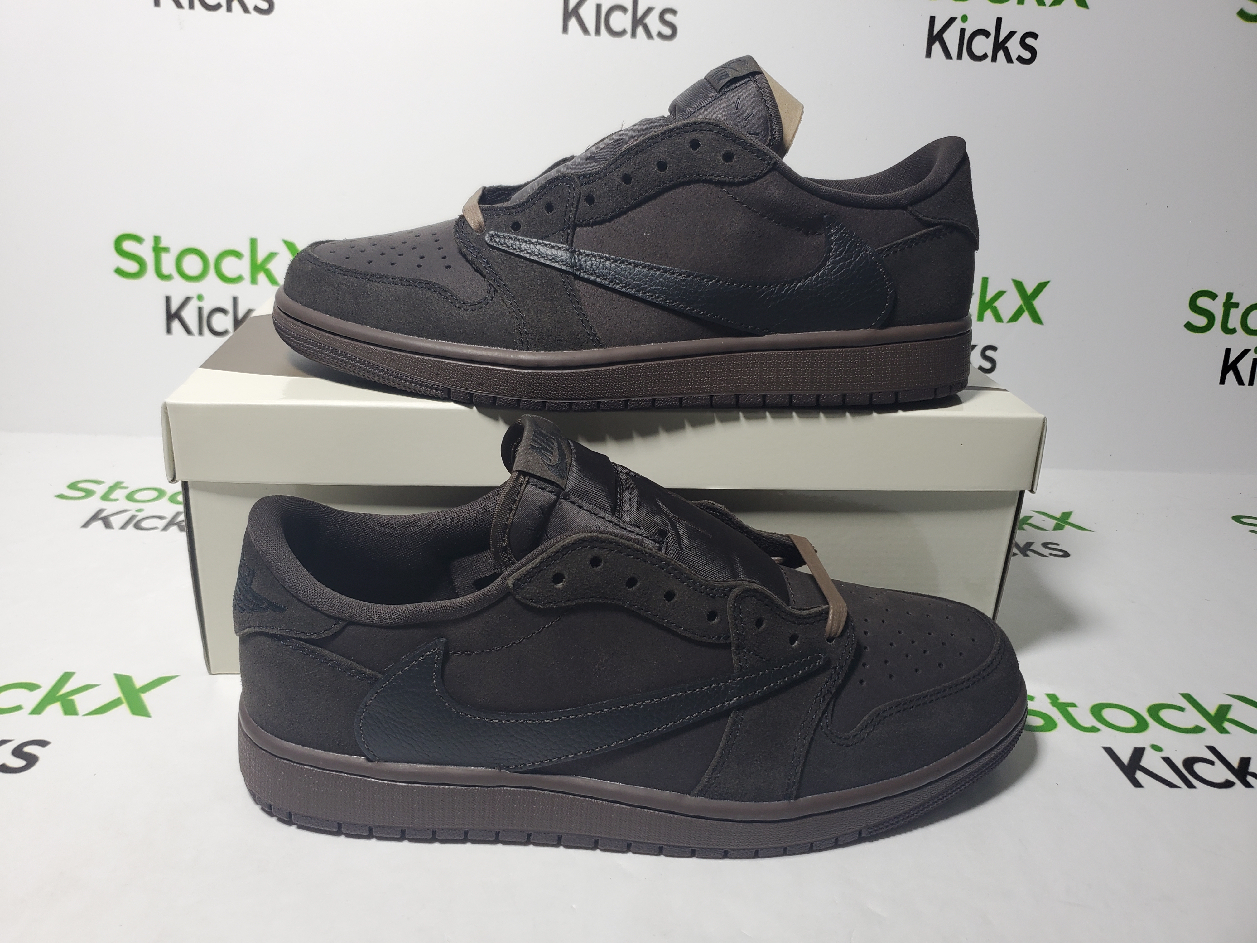 LJR Batch Air Jordan 1 Low Travis Scott  Velvet Brown DM7866-202 review Stockicks 02