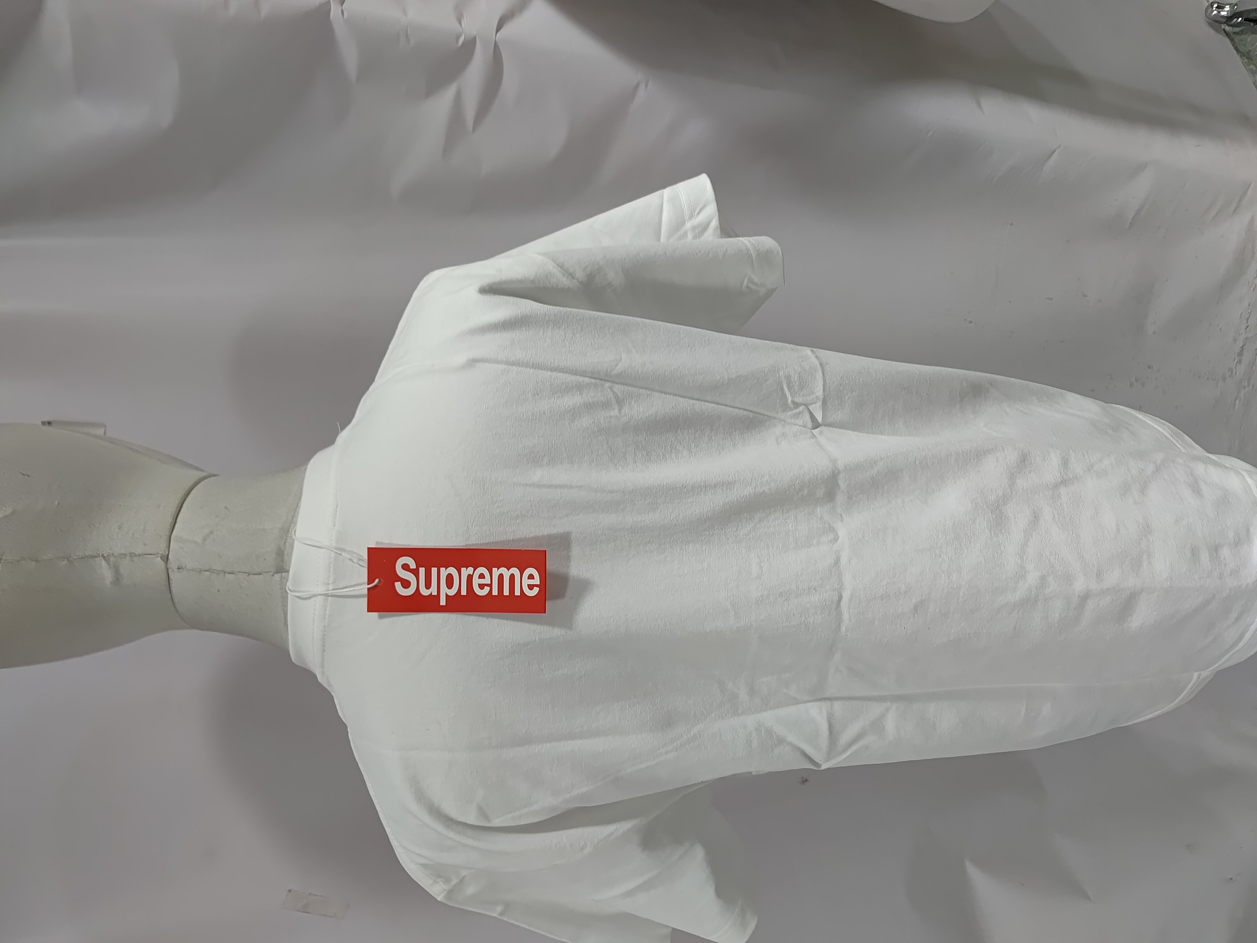 Supreme T-Shirt B349 review Stockicks 03
