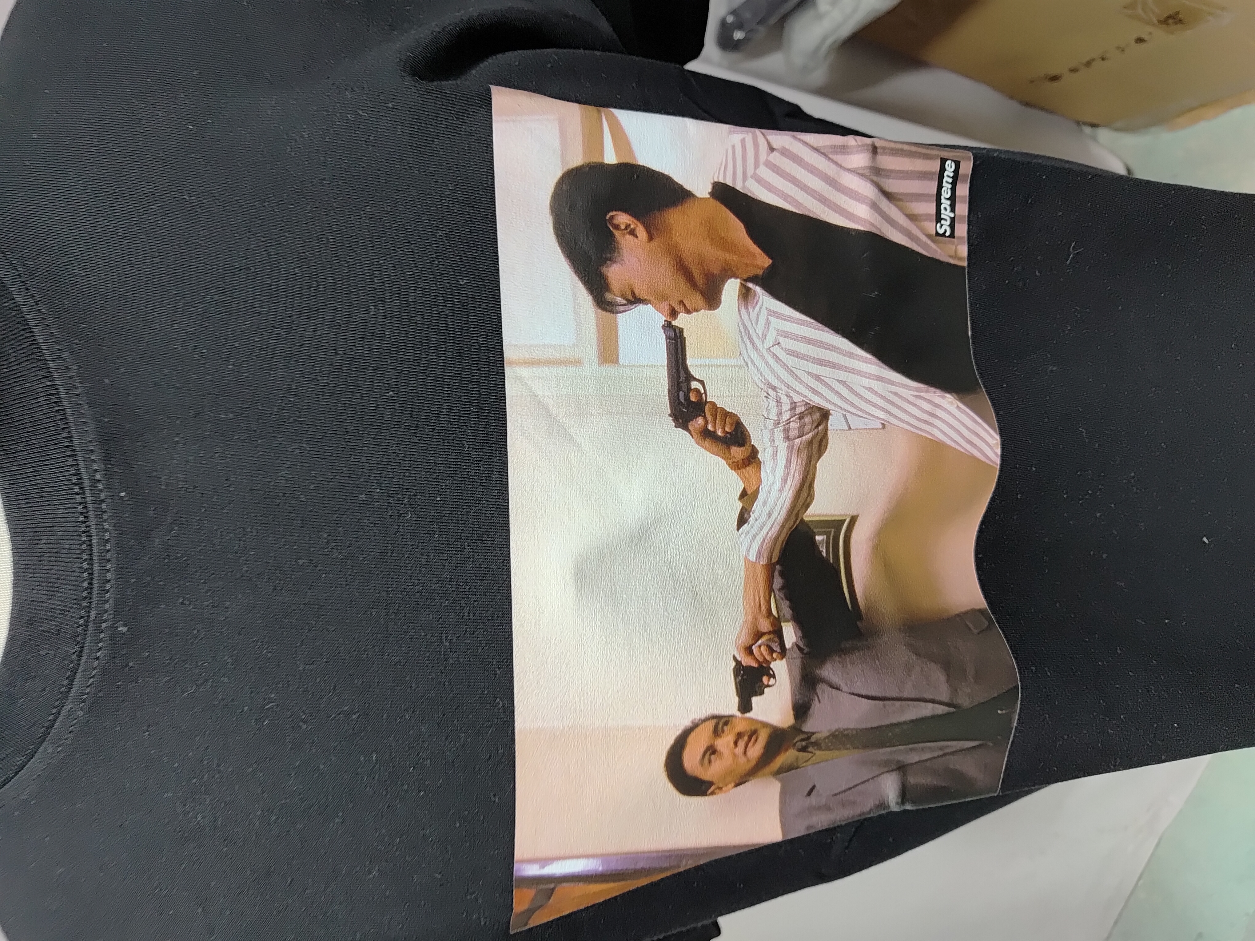 Supreme T-Shirt B204 review Stockicks 01