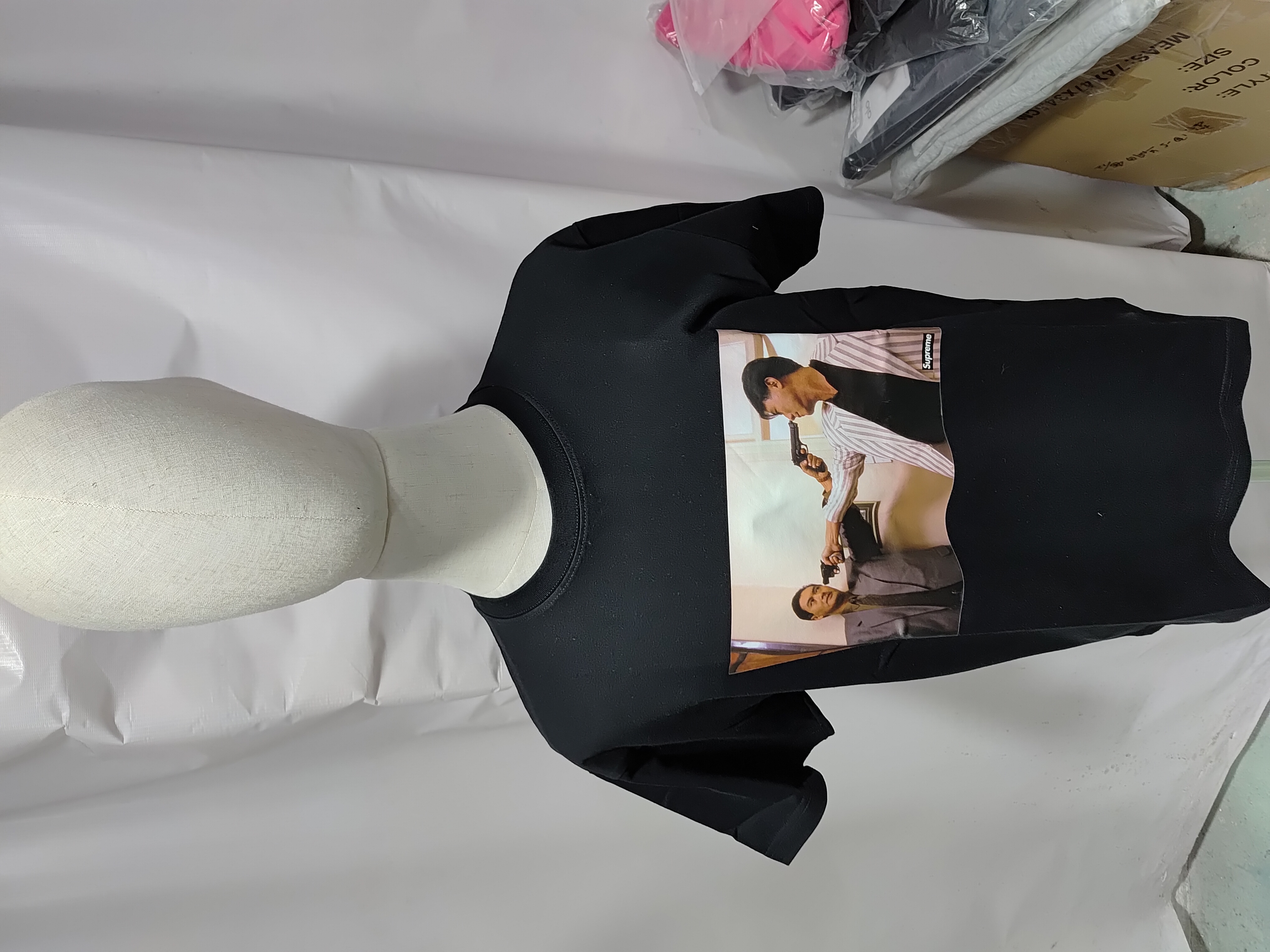 Supreme T-Shirt B204 review Stockicks 02