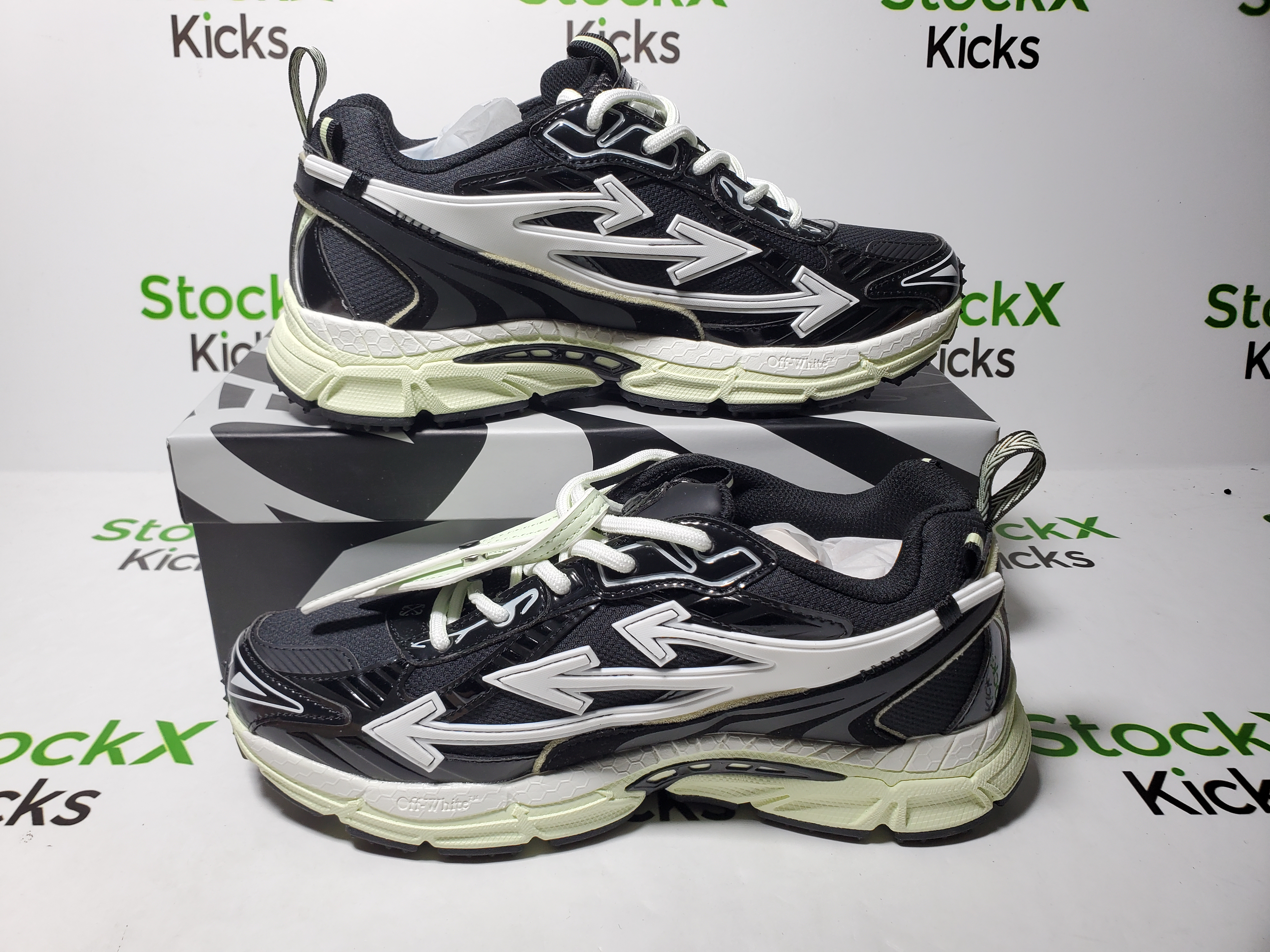 Off White Be Right Back Sneakers Grass Green Black OMIA295C99 FAB002 1014 review Stockicks 06