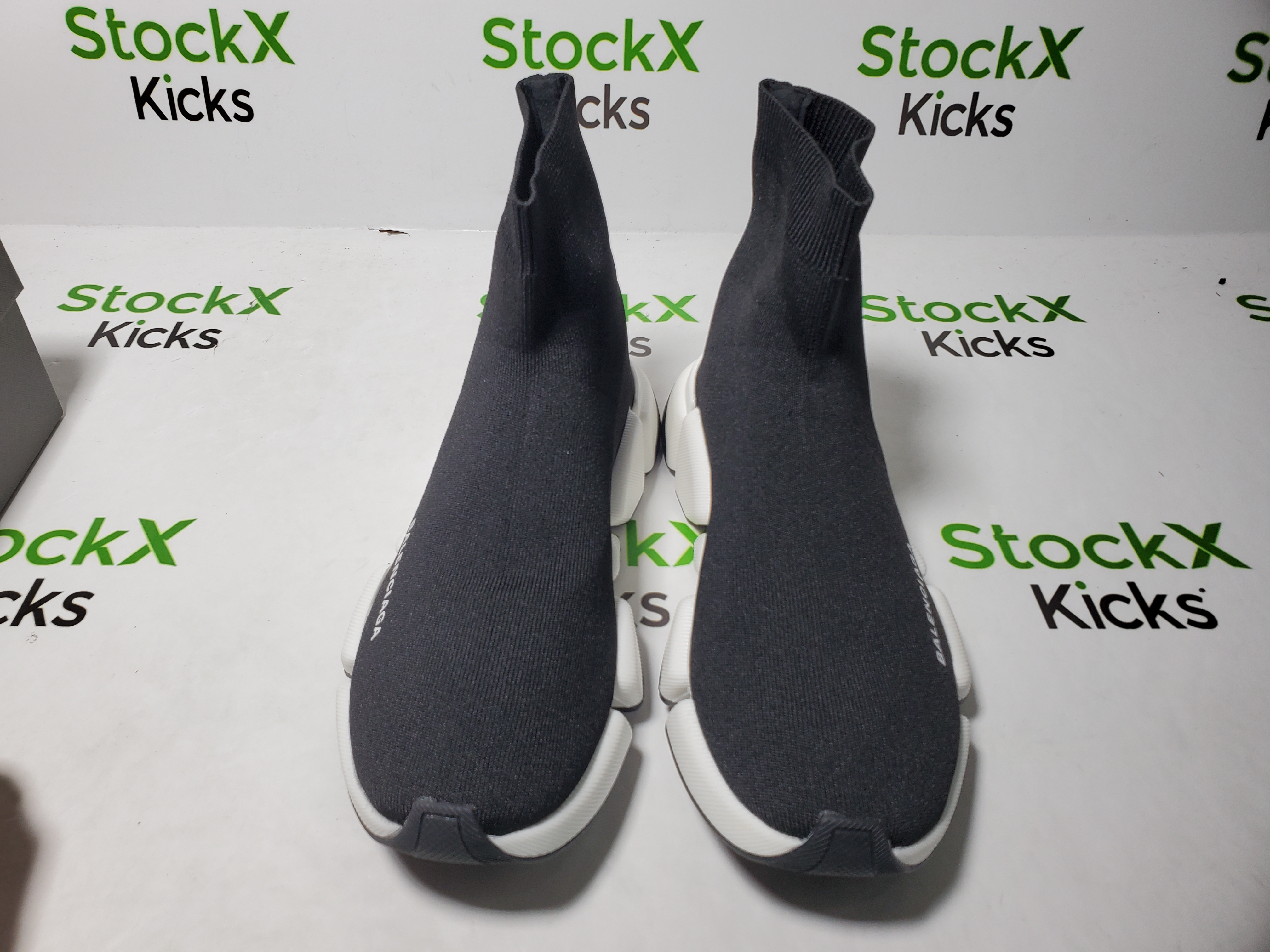 Balenciaga Speed Runner review Stockicks 04