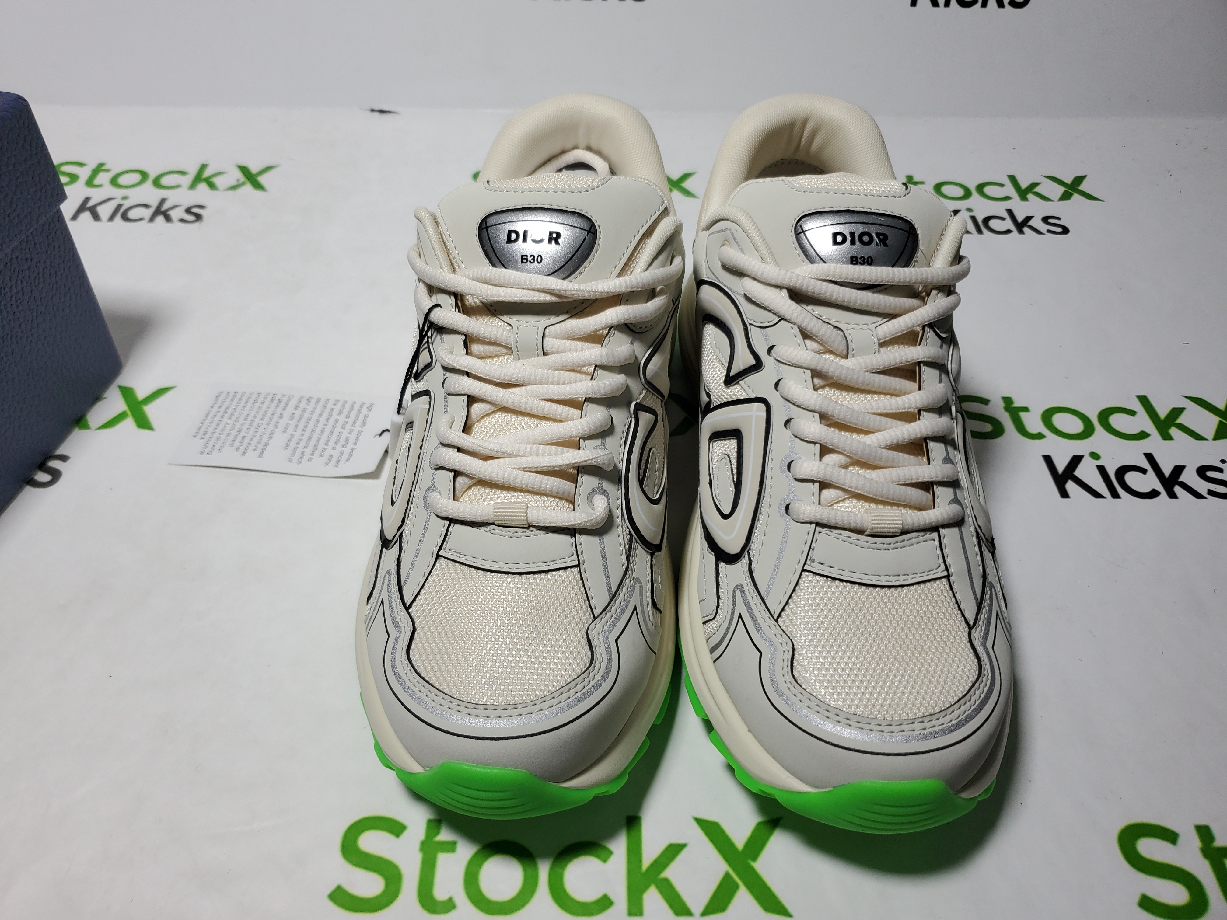 Dior B30 Sneakers Reflective CD30 Cream Green 3SN279ZRD-H166 review Stockicks 04