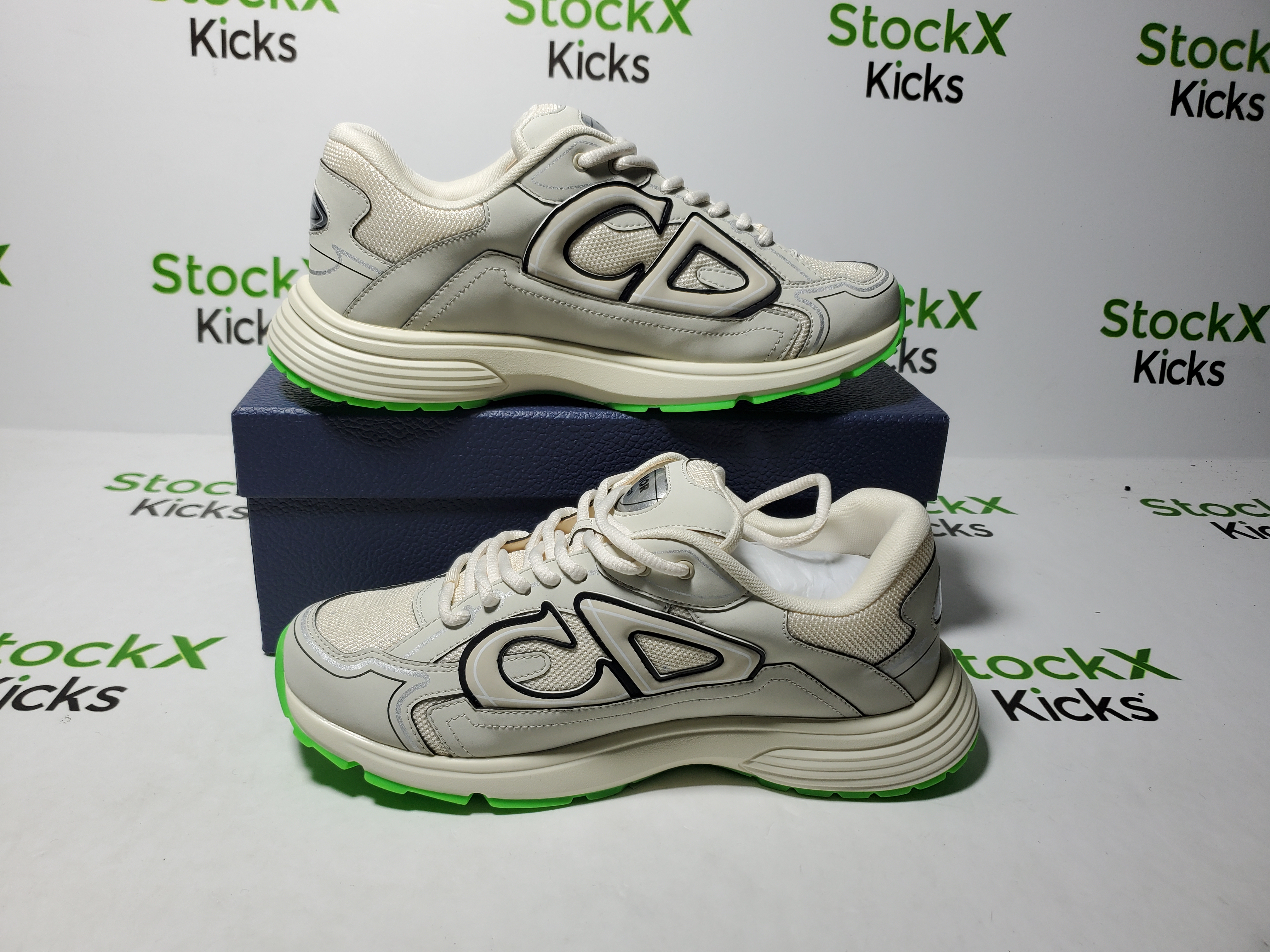 Dior B30 Sneakers Reflective CD30 Cream Green 3SN279ZRD-H166 review Stockicks 02