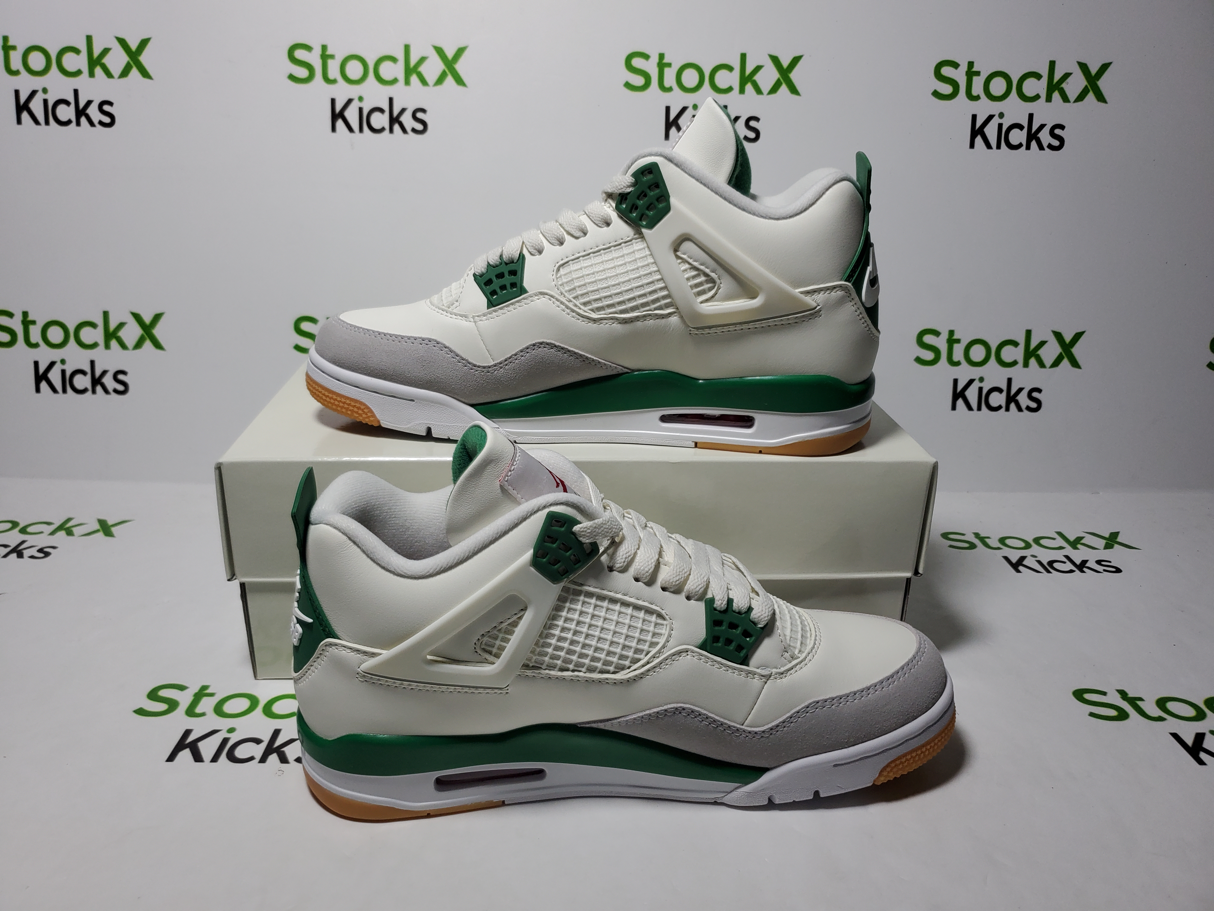 PK God Batch Jordan 4 Retro SB Pine Green DR5415-103 review Stockicks 02