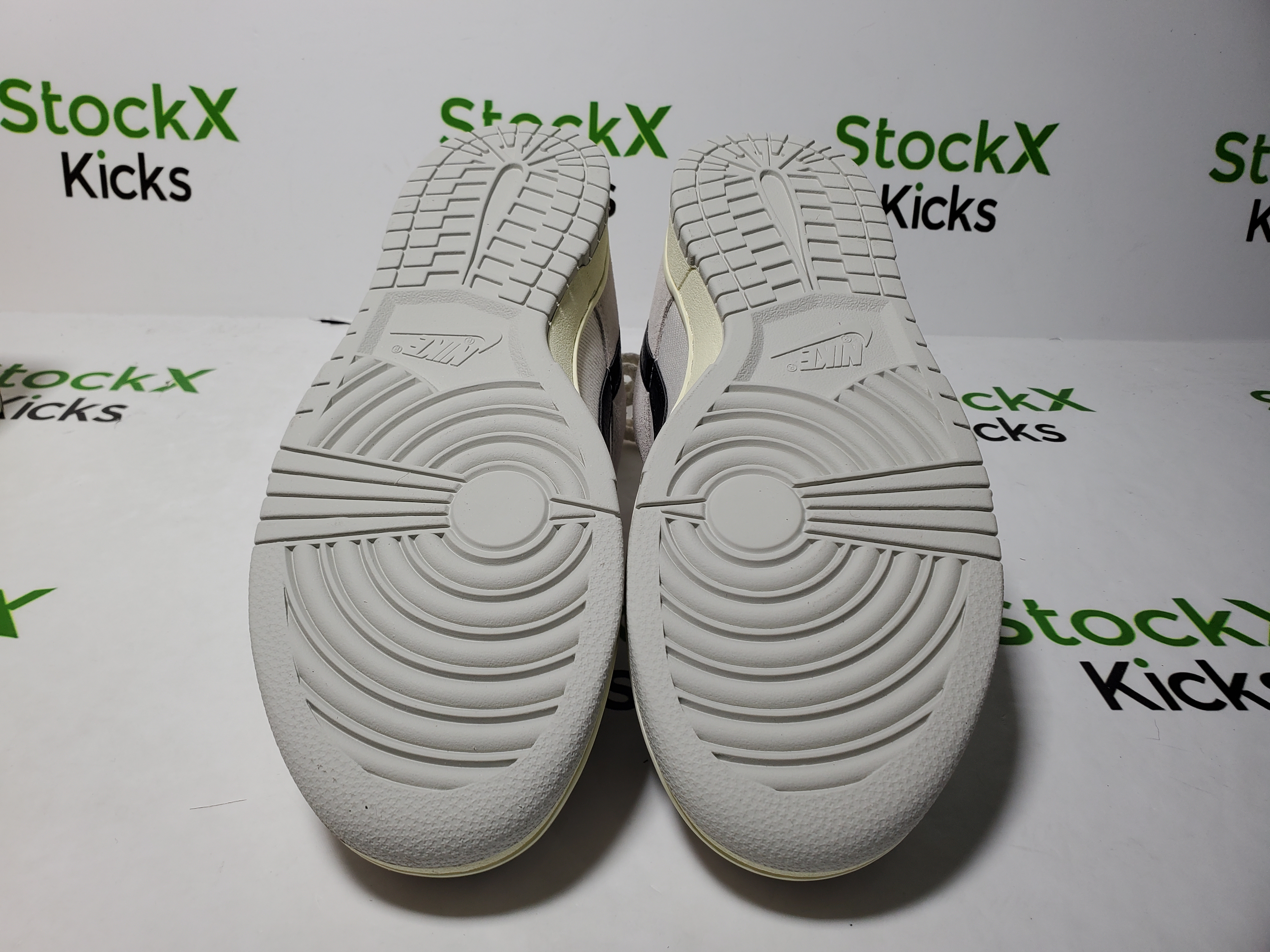 LJR Batch Nike SB Dunk Low Stussy DD9776-068 review Stockicks 05