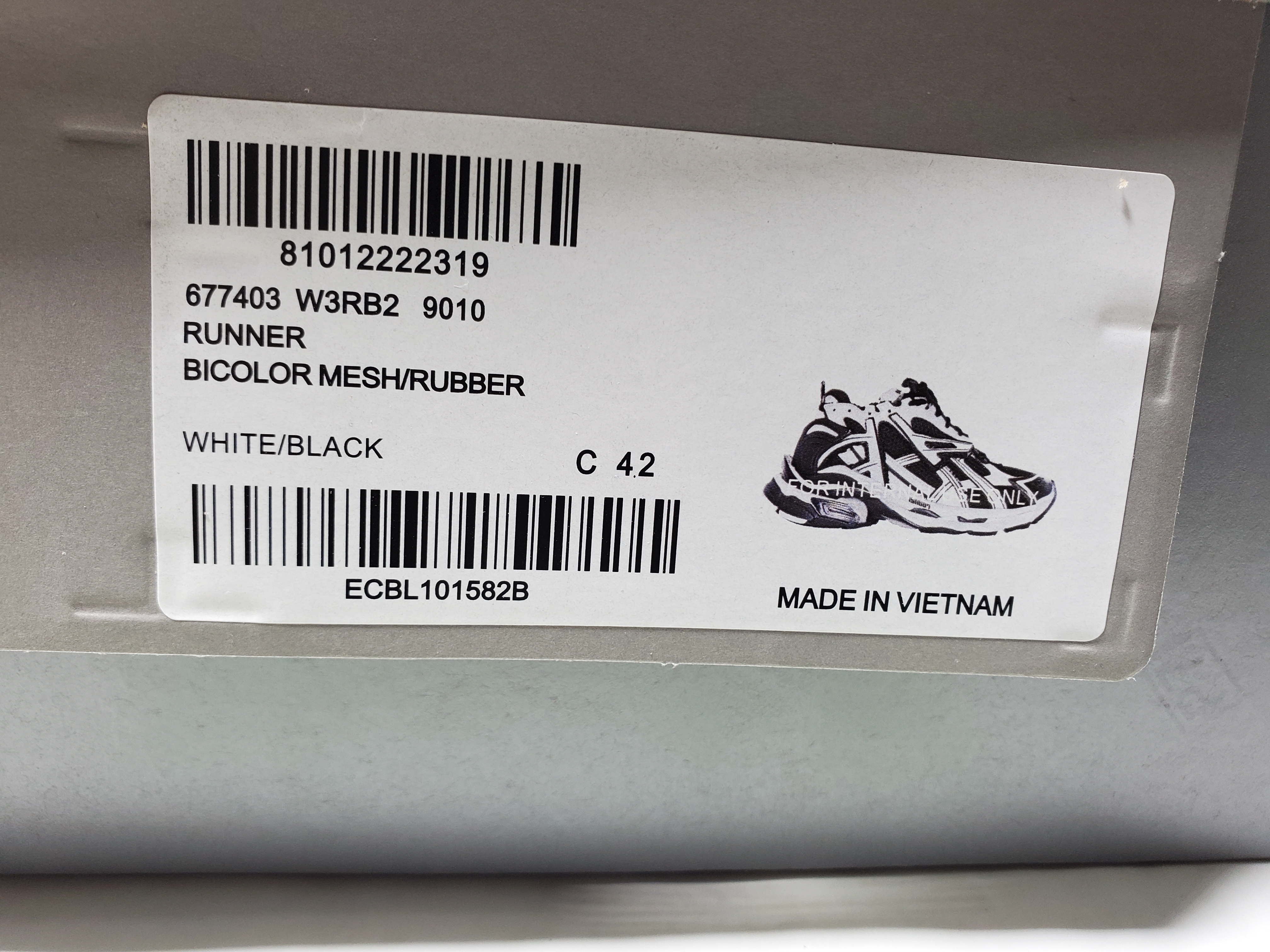 Balenciaga Runner Sneaker Black White 677403 Q3RB2 9010 review Stockicks 00