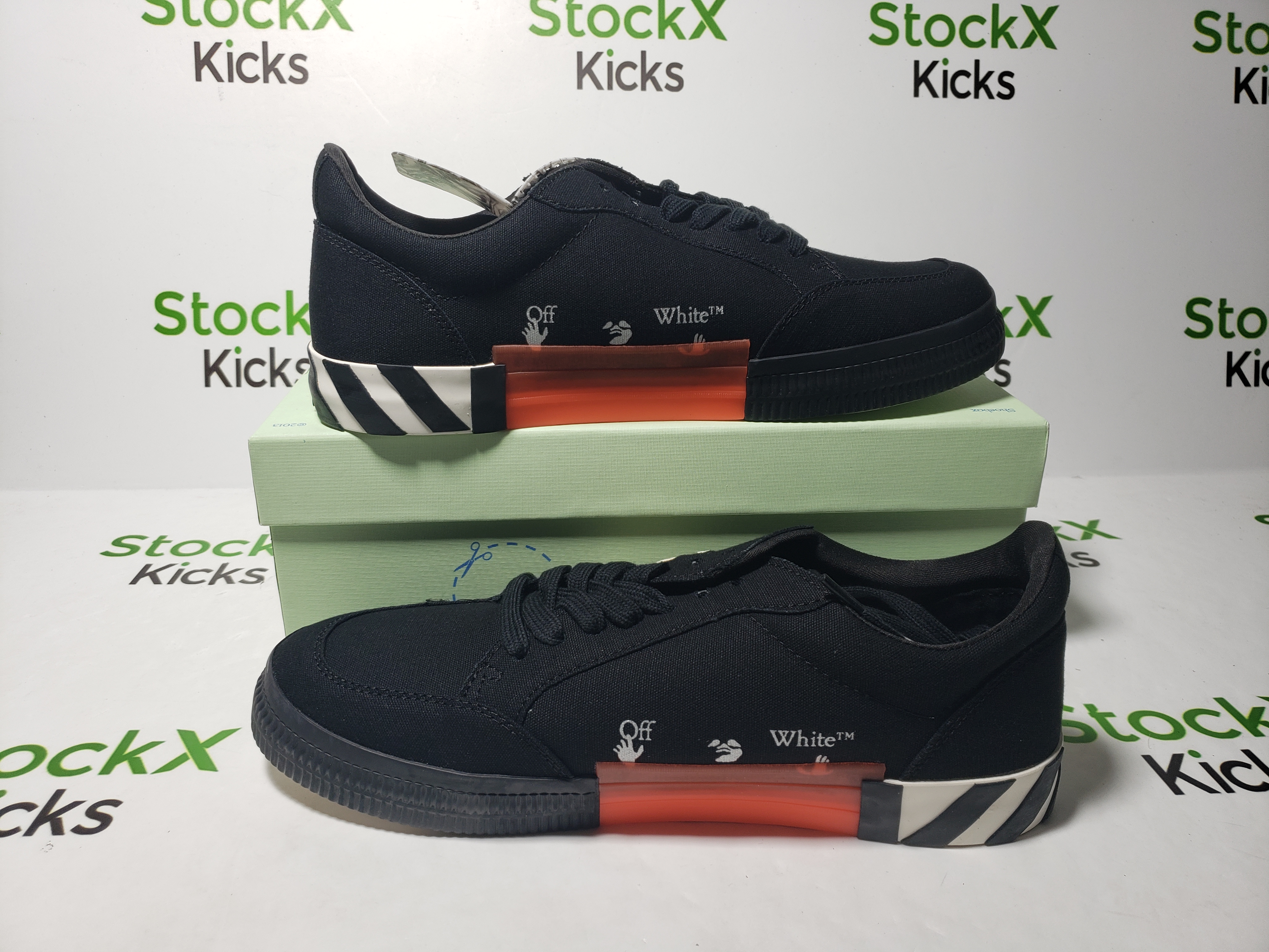 PK God Batch  Off-White Vulc Low Top 'Black' OMIA085E183510011000 review Stockicks 01