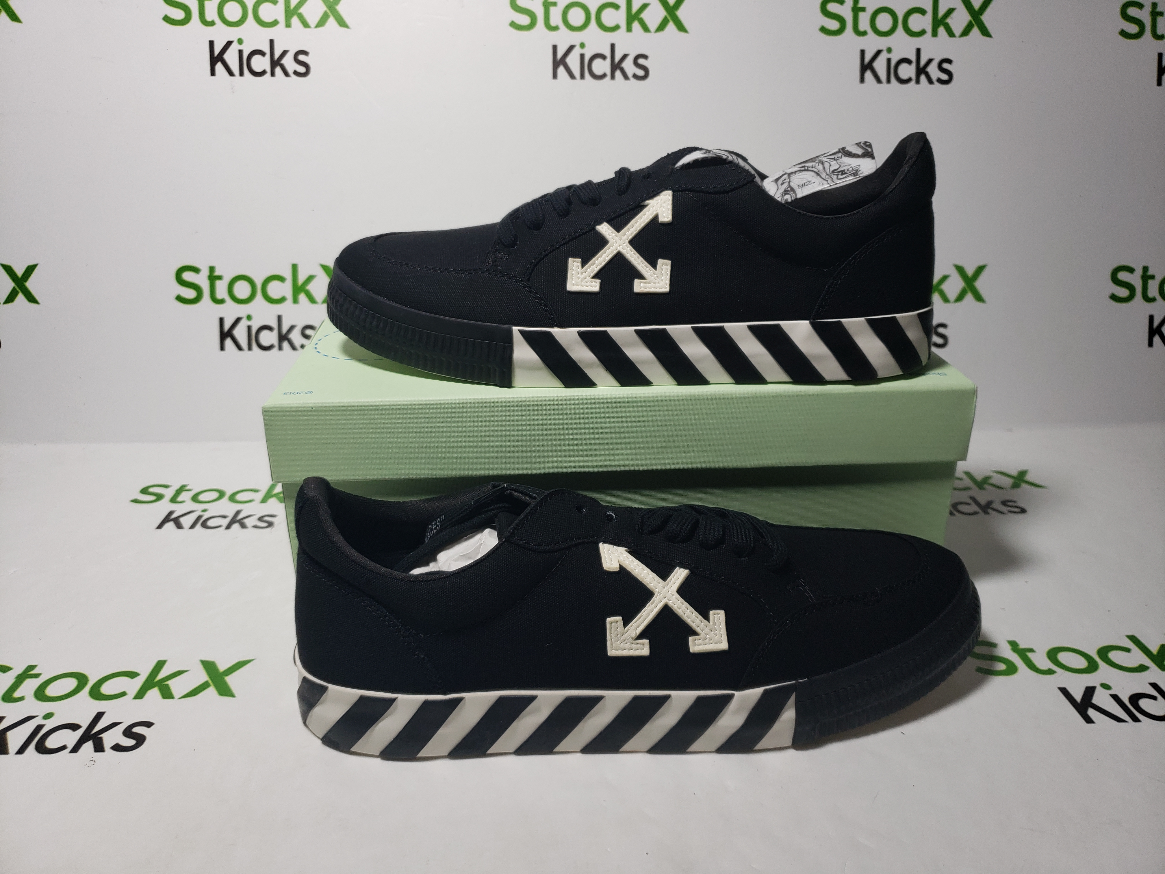 PK God Batch  Off-White Vulc Low Top 'Black' OMIA085E183510011000 review Stockicks 02
