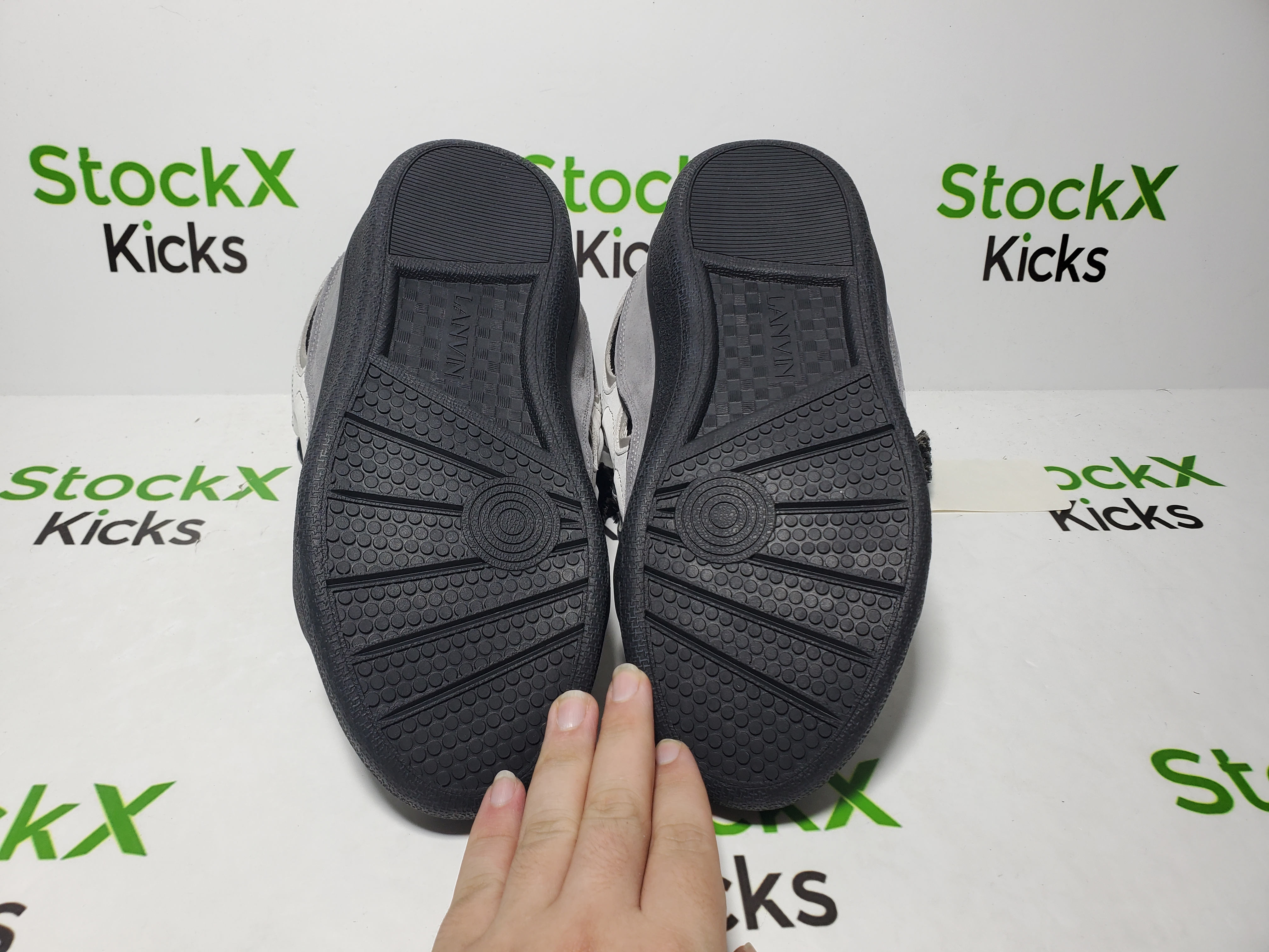 Lanvin Curb Sneakers Black Whiteand Gray review Stockicks 04