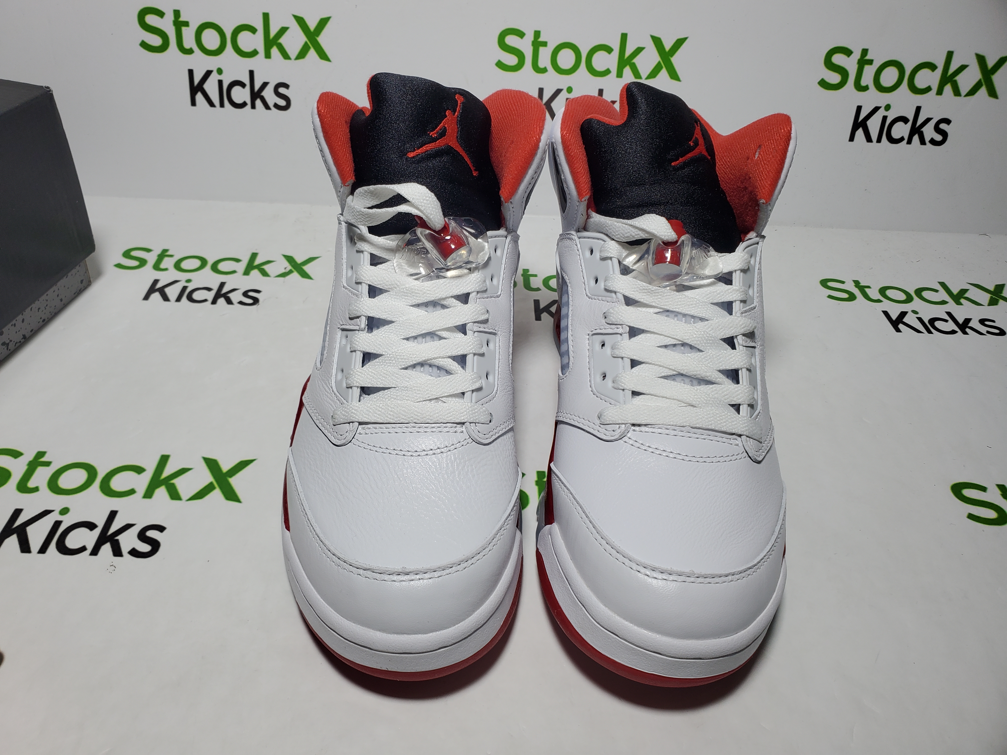 PK God Batch Air Jordan 5 Retro 'Fire Red' 2025 HQ7980-101 review Stockicks 04