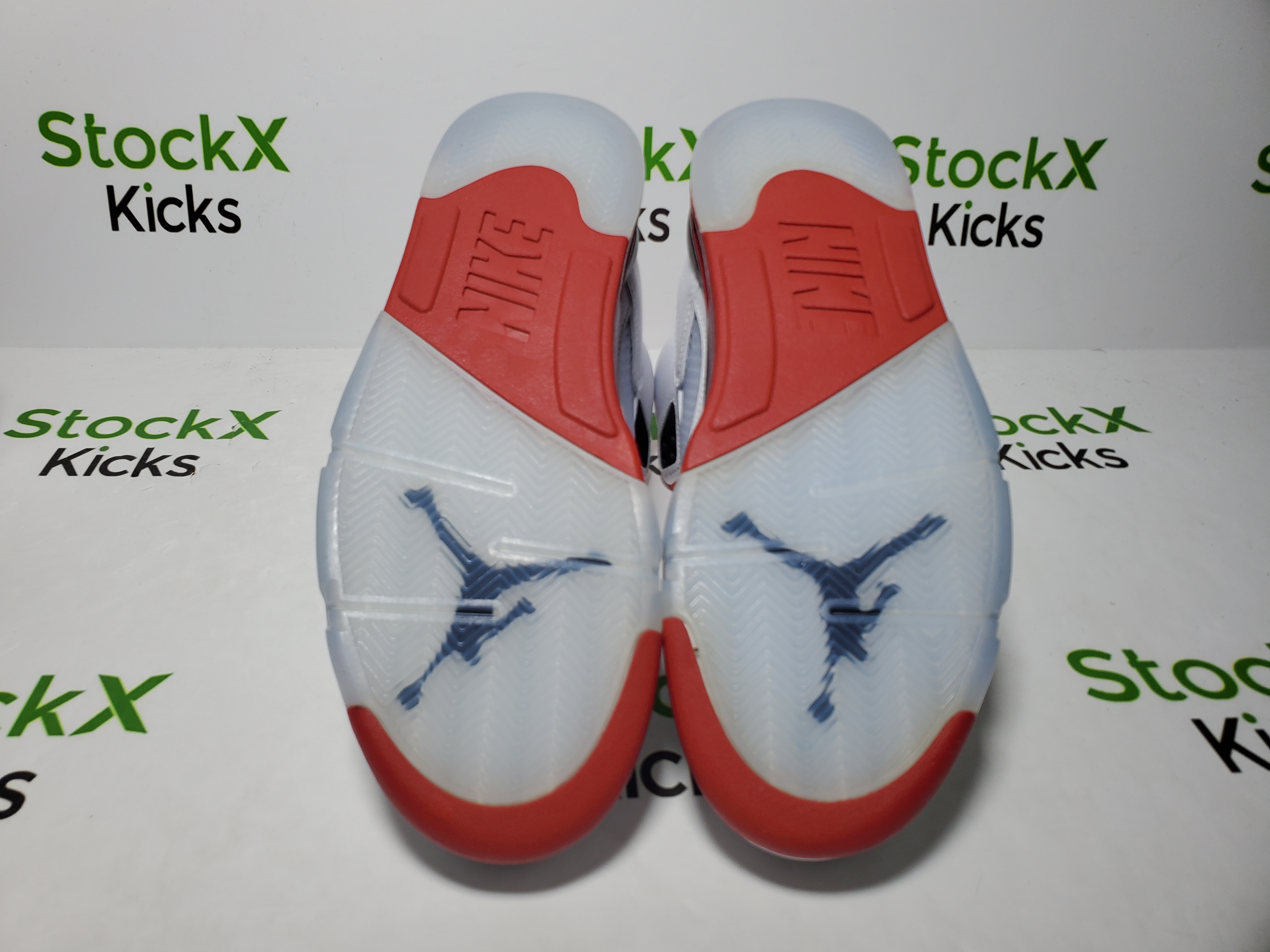 PK God Batch Air Jordan 5 Retro 'Fire Red' 2025 HQ7980-101 review Stockicks 05