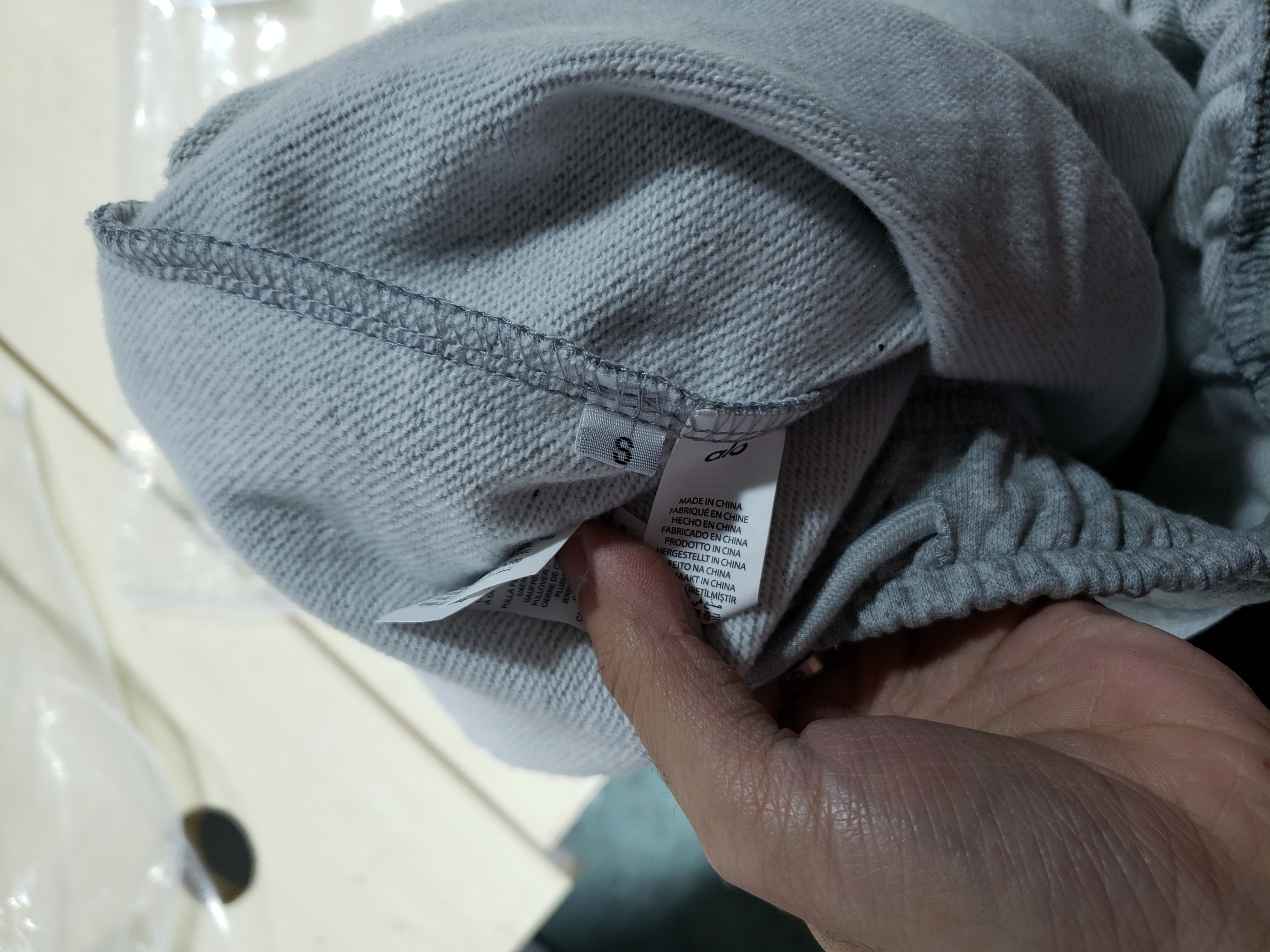 Alo Yoga Accolade Full Zip Grey Tracksuit review Stockicks 04