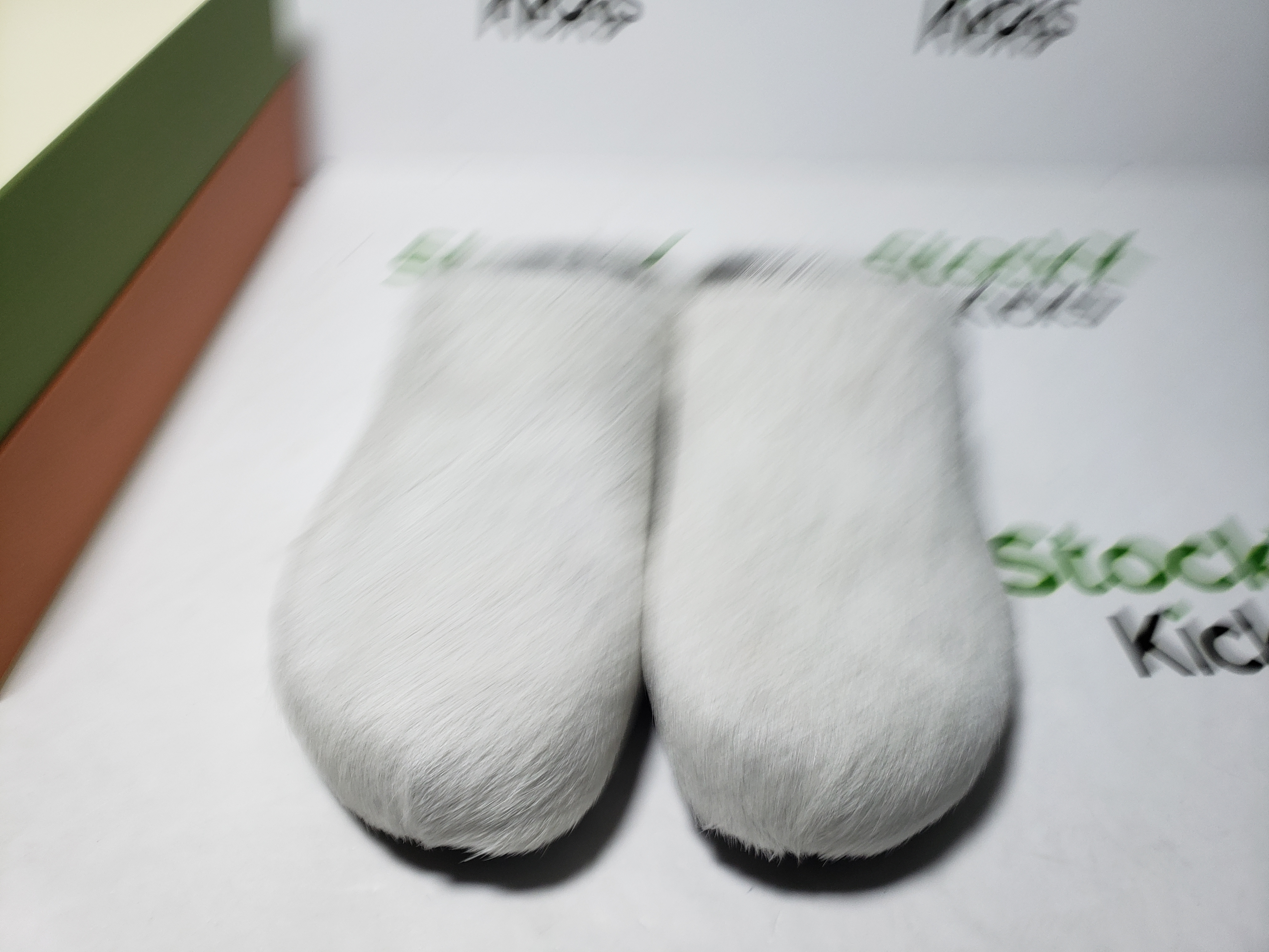 Marni Long-hair Calfskin Fussbett Sabot White SBMR000600P412200W02 review Stockicks 04