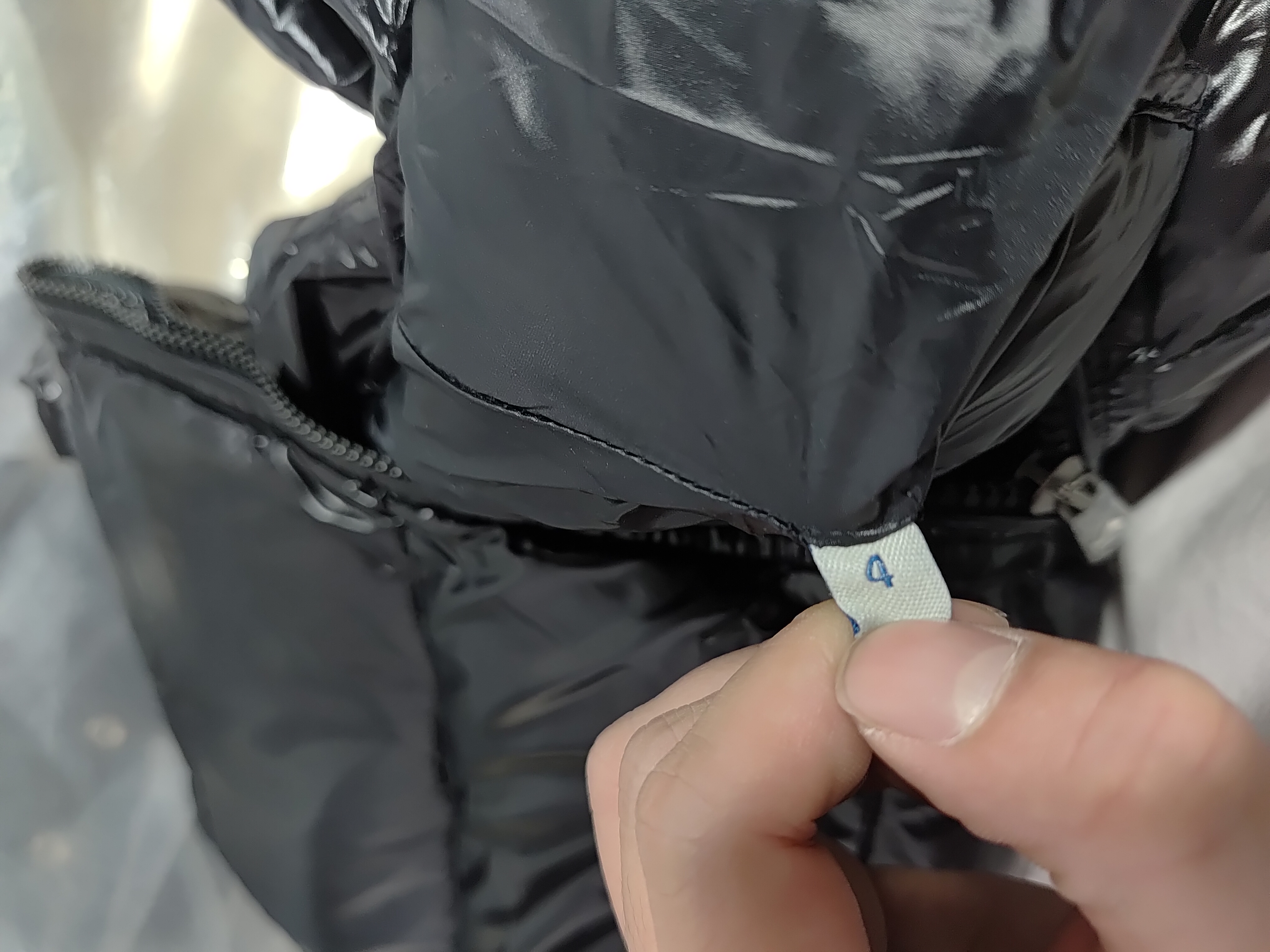 Moncler Bormes Down Vest Black review Stockicks 00