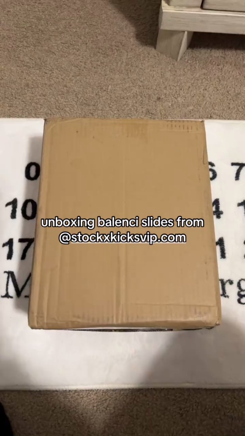 Balenciaga Furry Slide Pink CK 654261WBDZ05096 review 