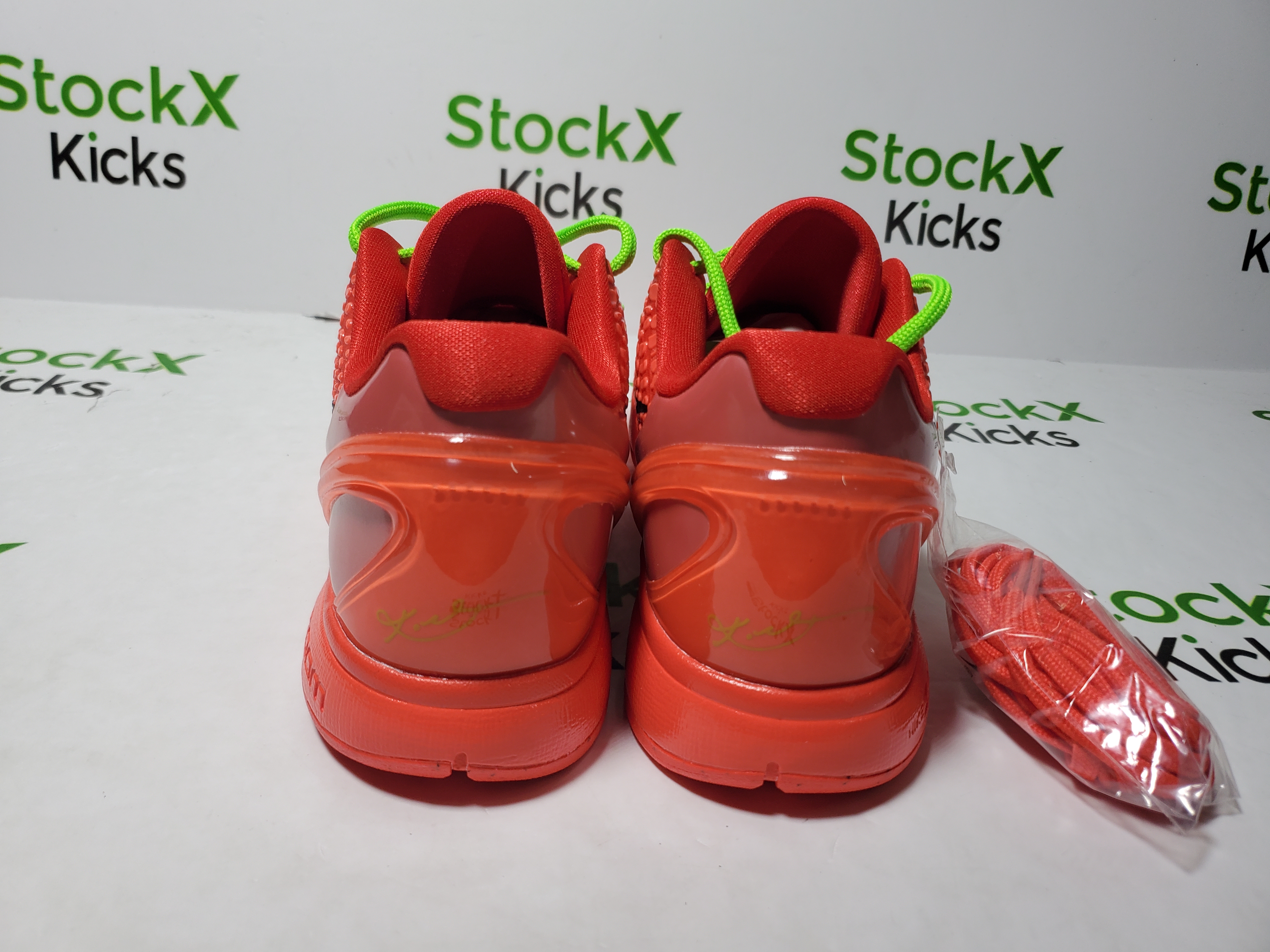 Nike Kobe 6 Proto Reverse Grinch FV4921-600 review Stockicks 03
