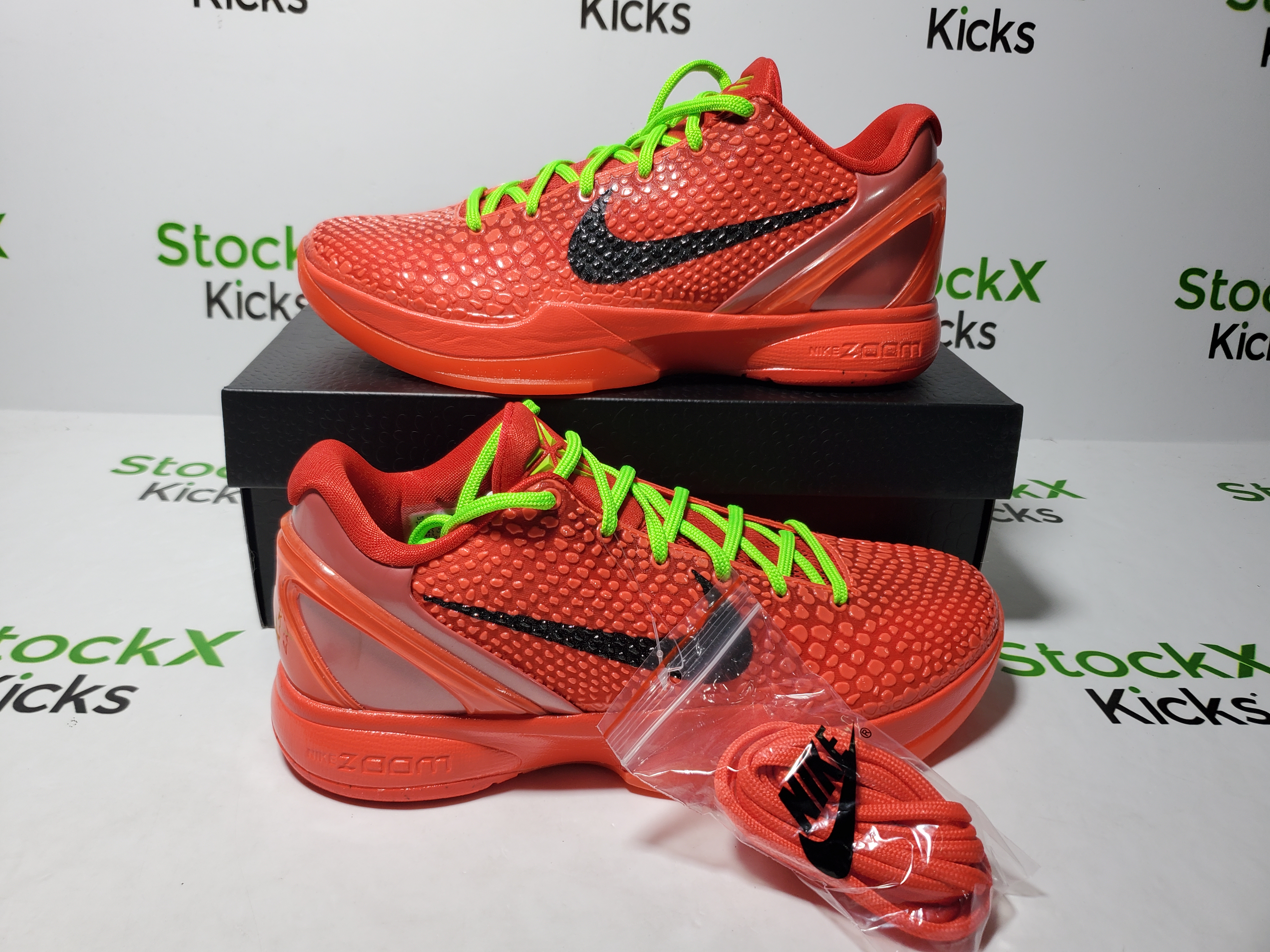 Nike Kobe 6 Proto Reverse Grinch FV4921-600 review Stockicks 01