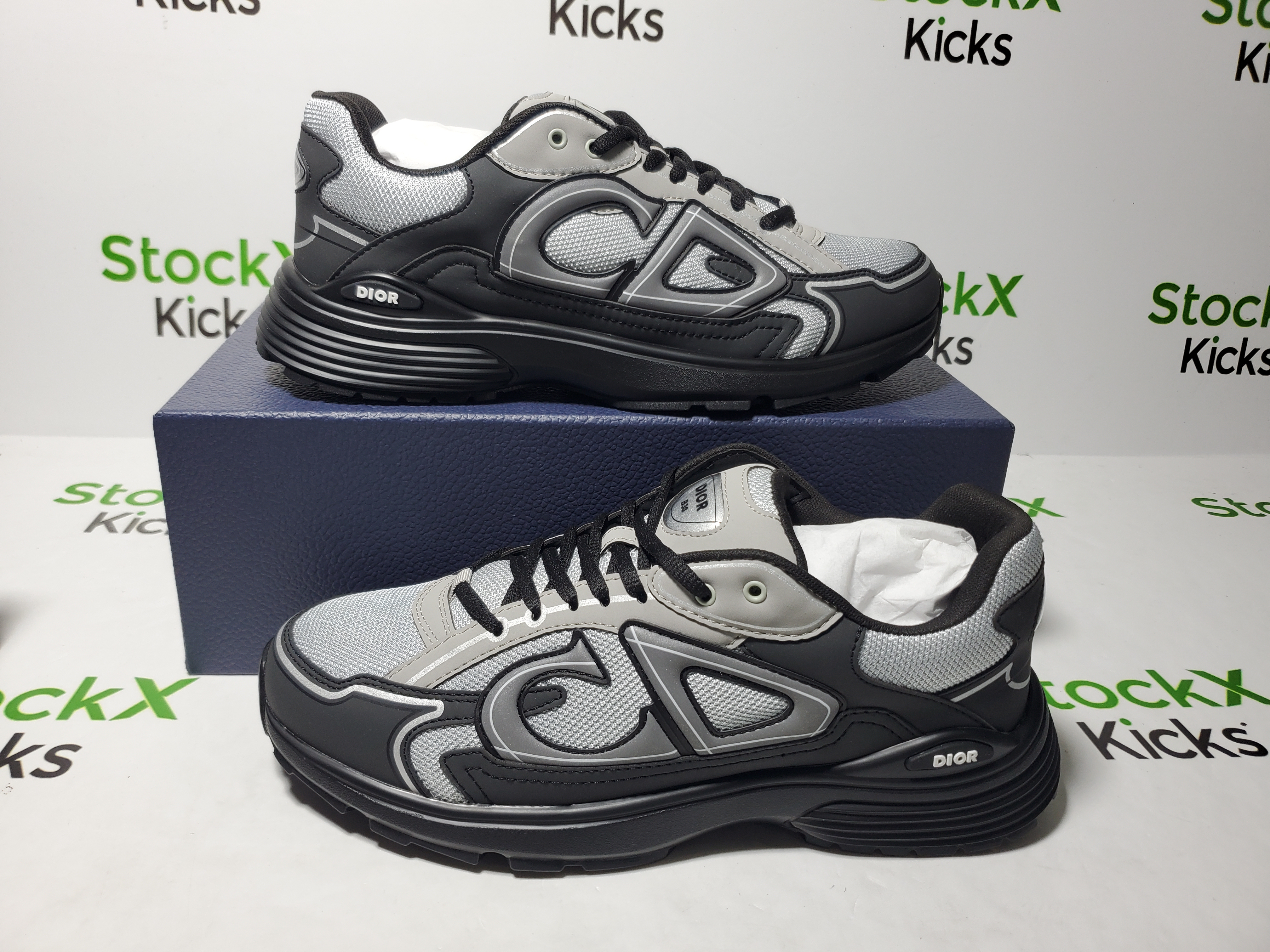 Dior B30 Sneakers Dark Grey 3SN27ZIR-16536 review Stockicks 02