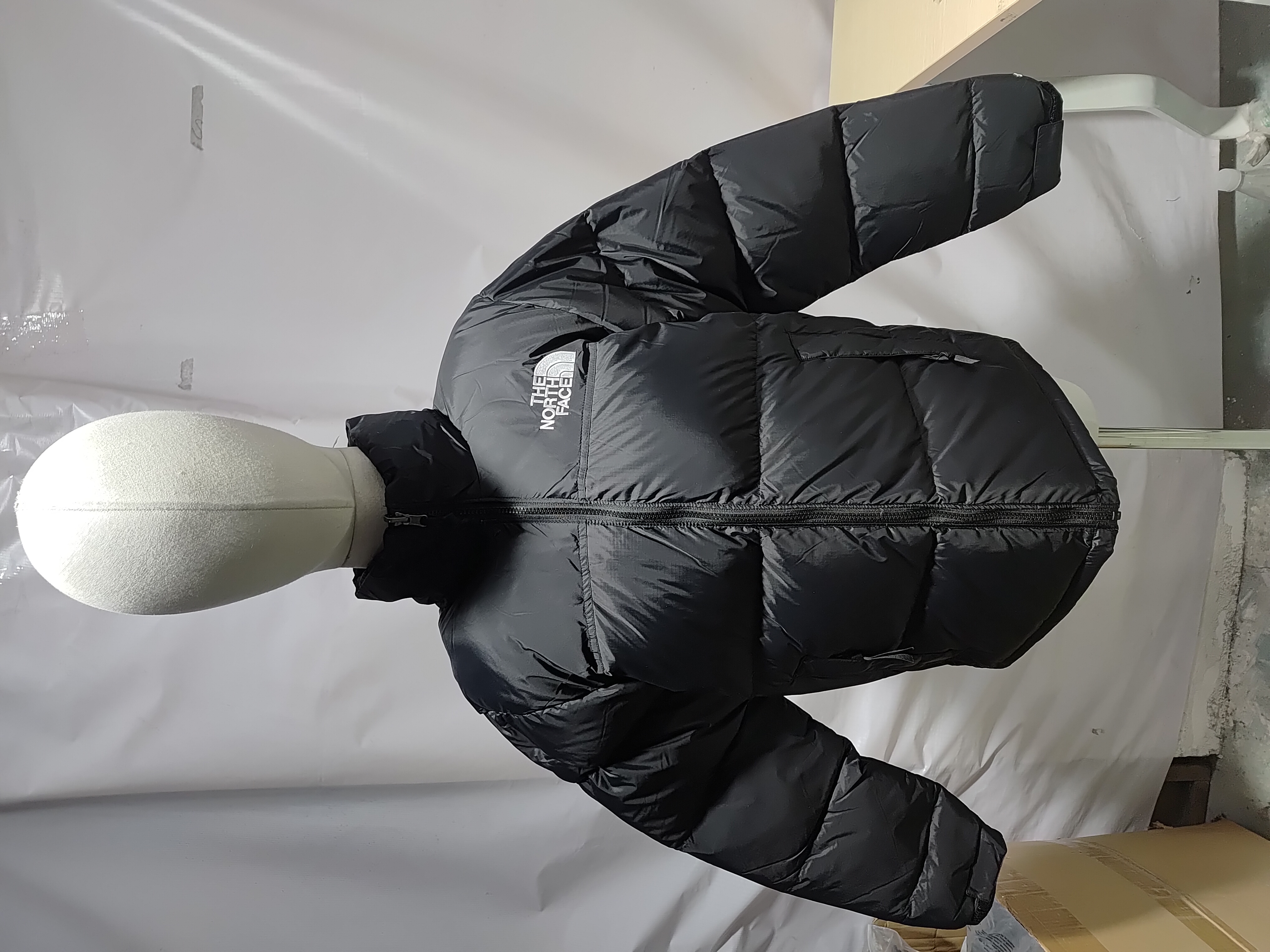 The North Face All Black Down Jacket review Stockicks 01