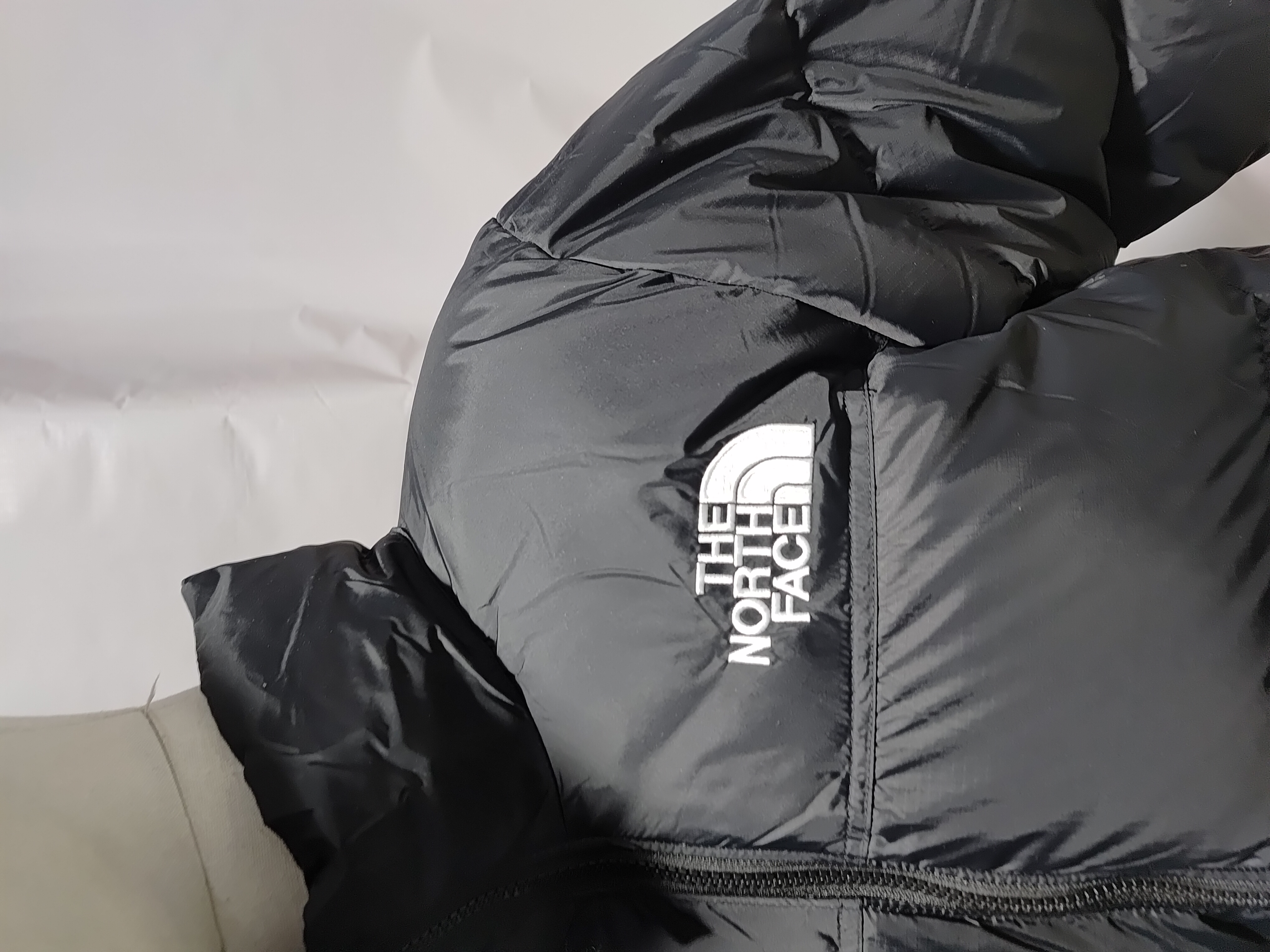 The North Face All Black Down Jacket review Stockicks 02