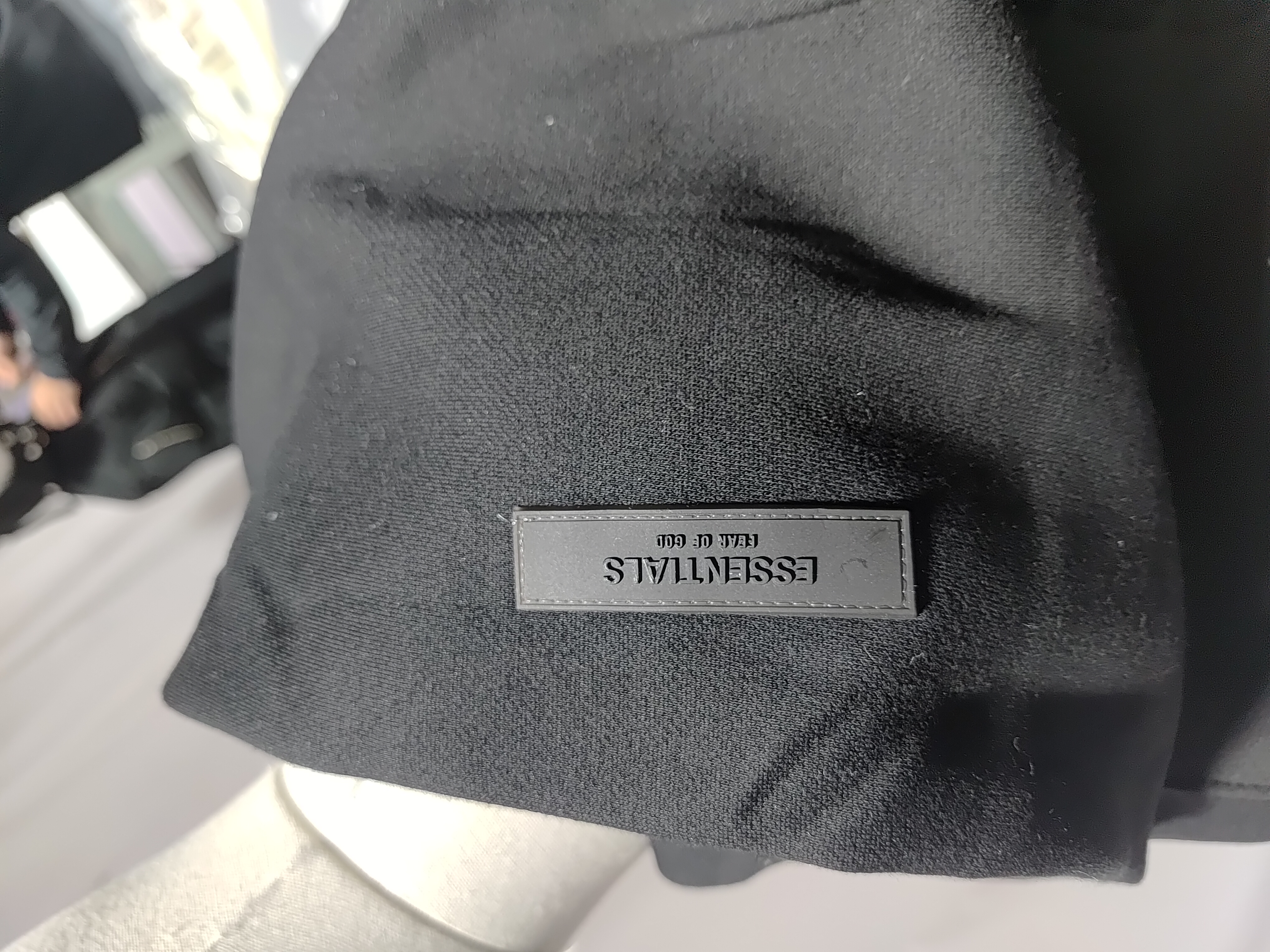 Fear of God Essentials Pullover Hoodie Stretch Limo SS22 review Stockicks 03