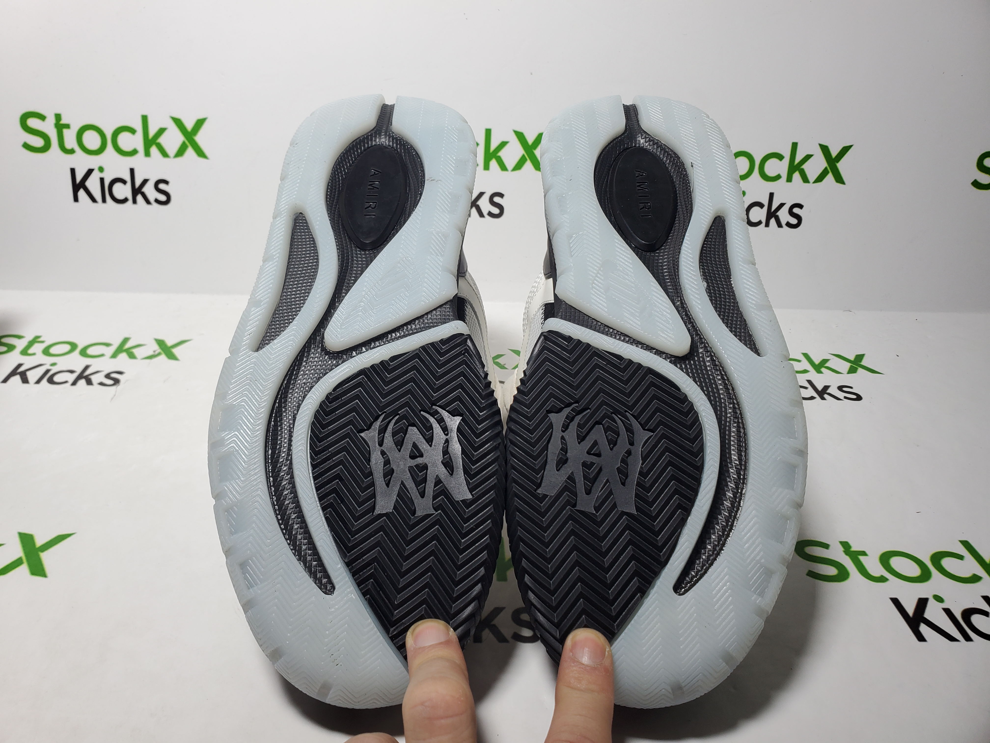 Amiri MA-1 Sneakers Panda White Black review Stockicks 05