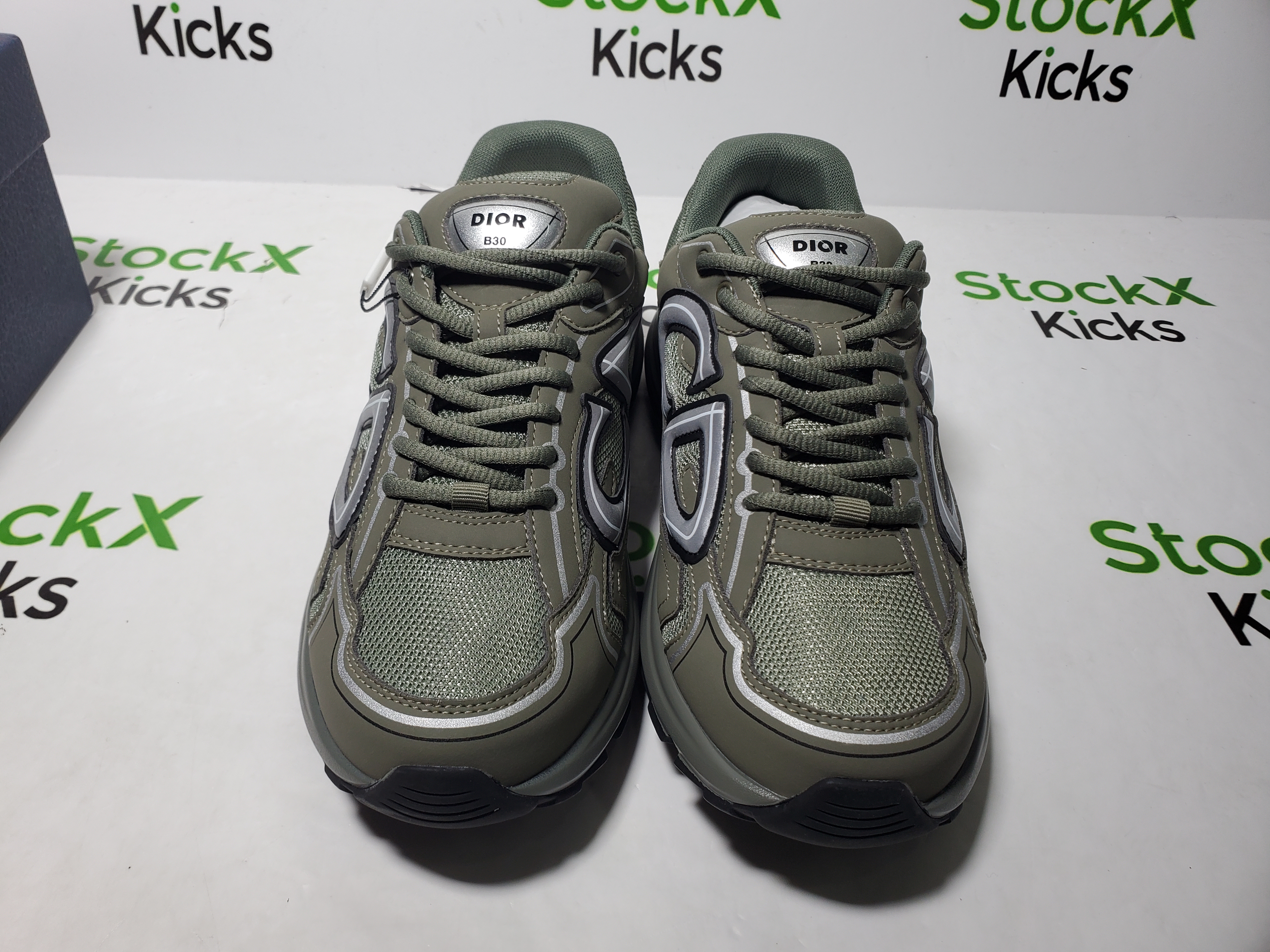 Dior B30 Low Top Olive 3SN279ZMA-1614 review Stockicks 04