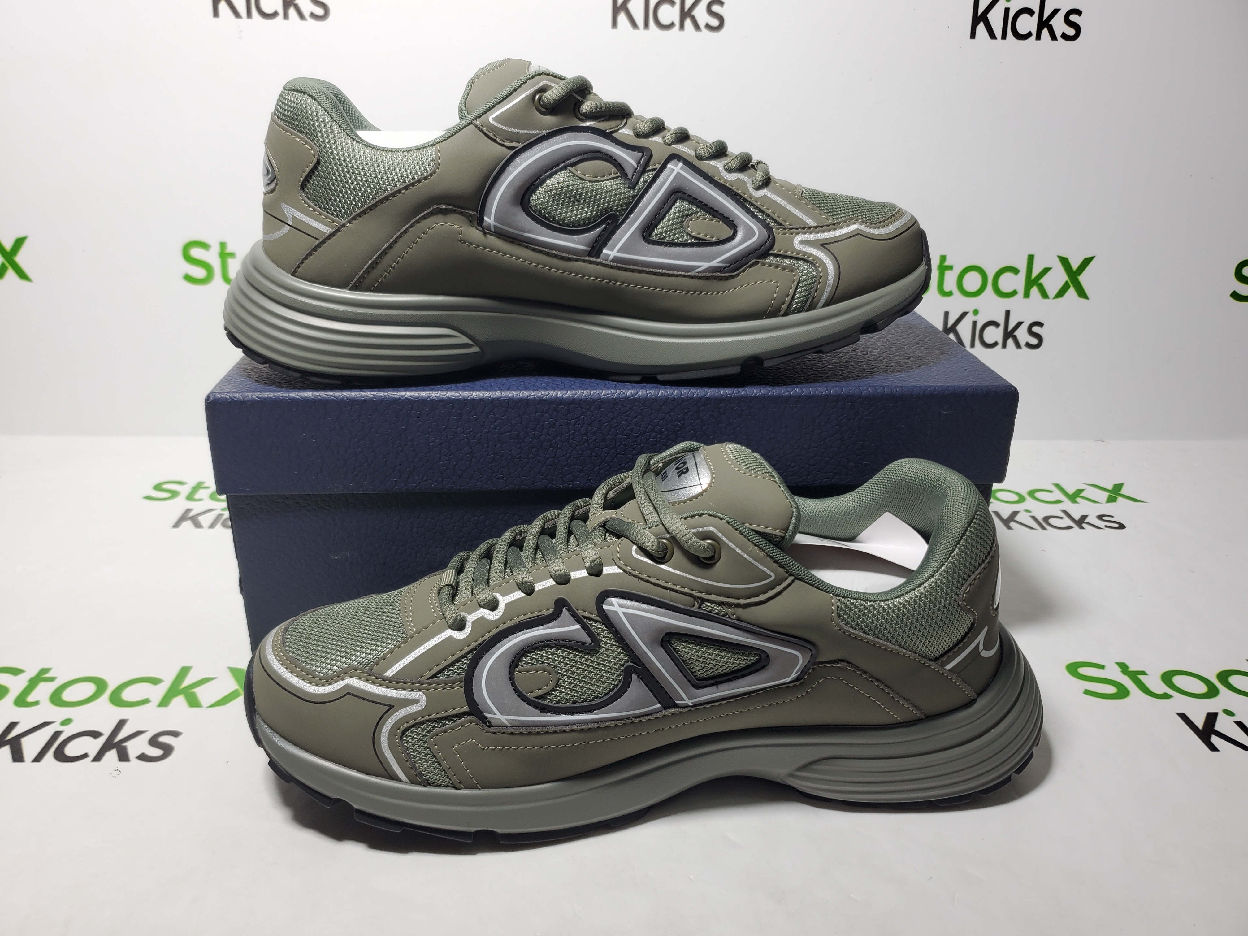 Dior B30 Low Top Olive 3SN279ZMA-1614 review Stockicks 02
