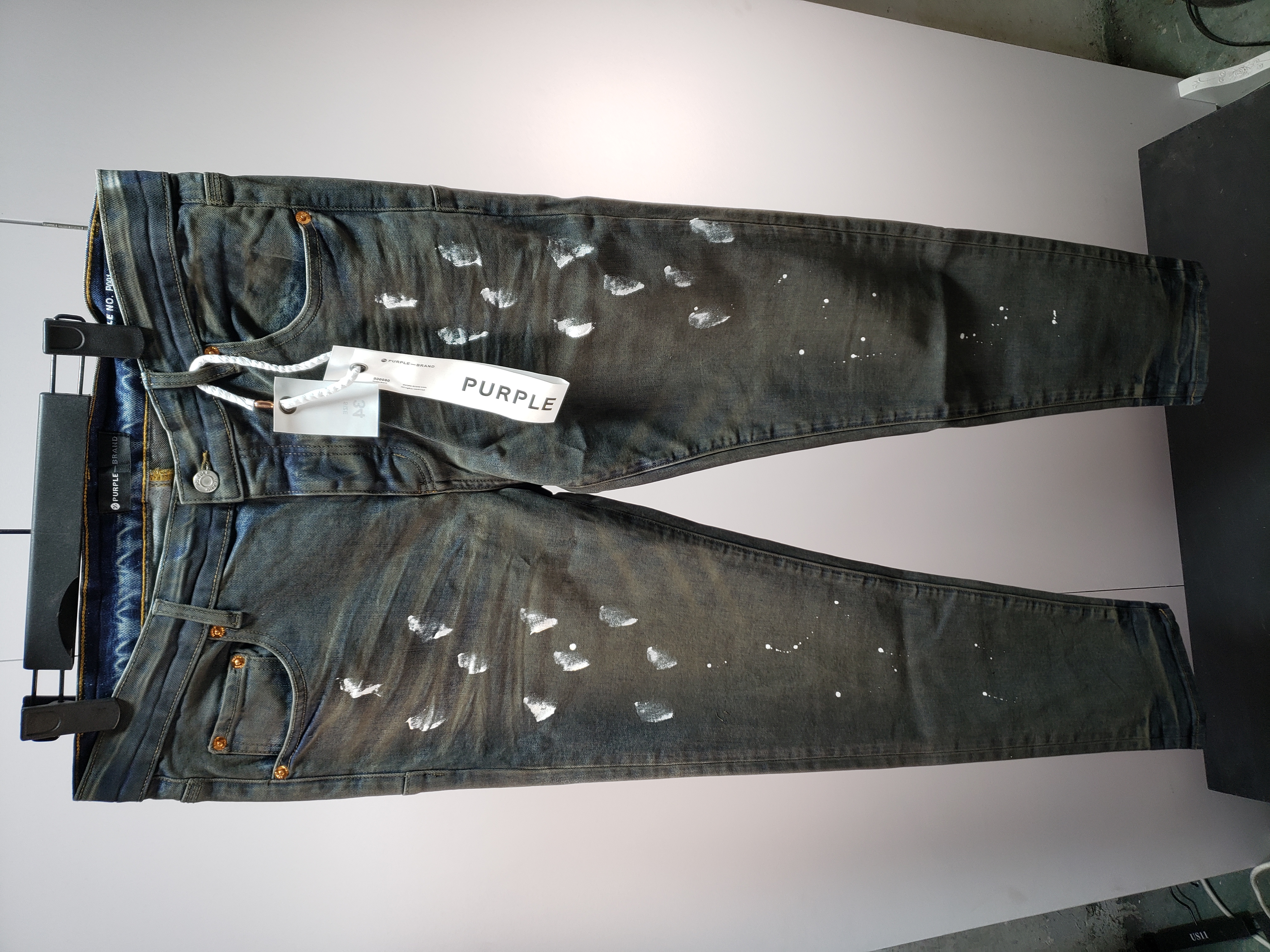 Purple Brand Fashion Men Jeans YZ072433 review Stockicks 01