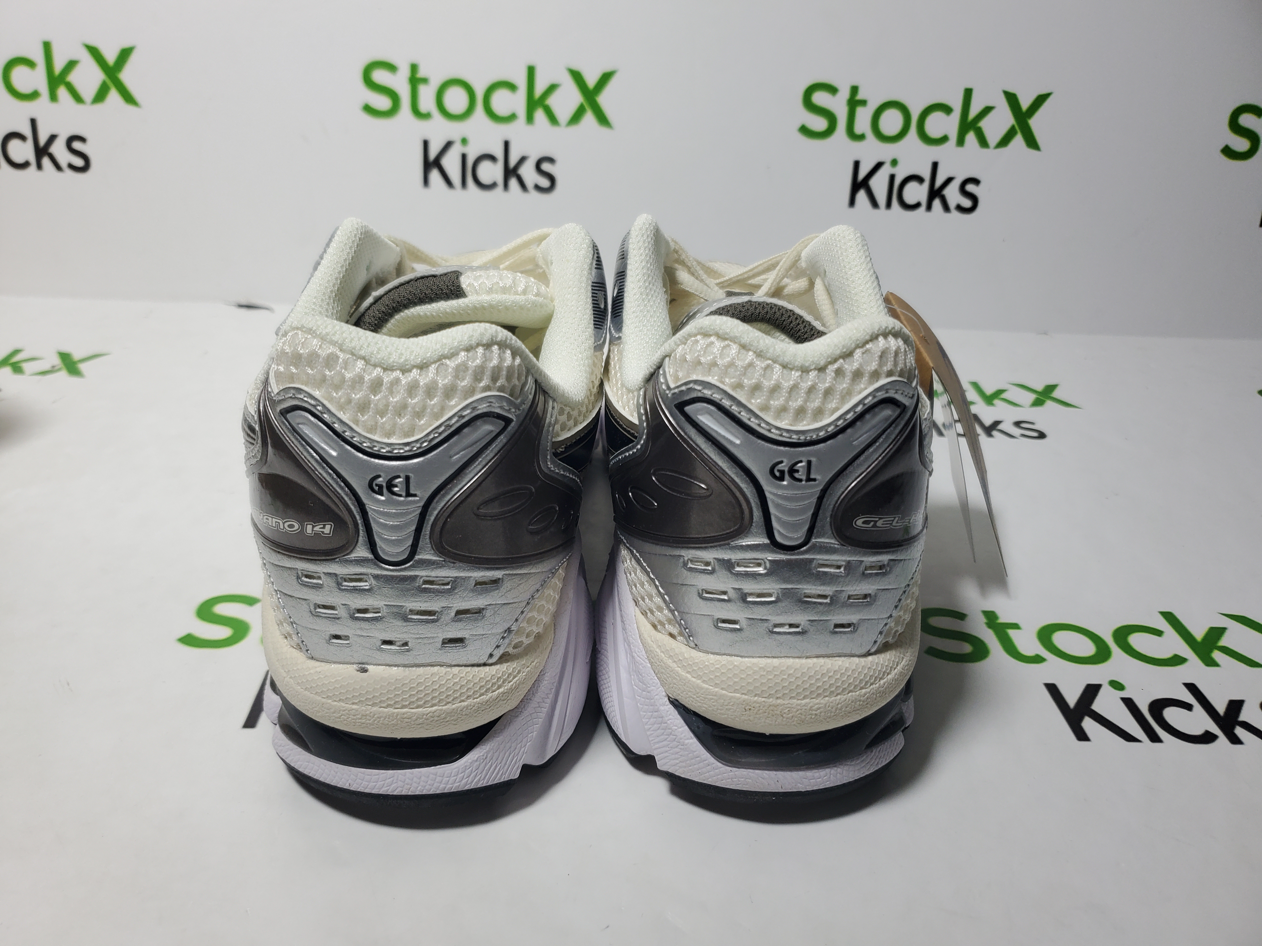 ASICS Gel-Kayano 14 Cream Black Metallic Plum 1201A019-108 review Stockicks 03