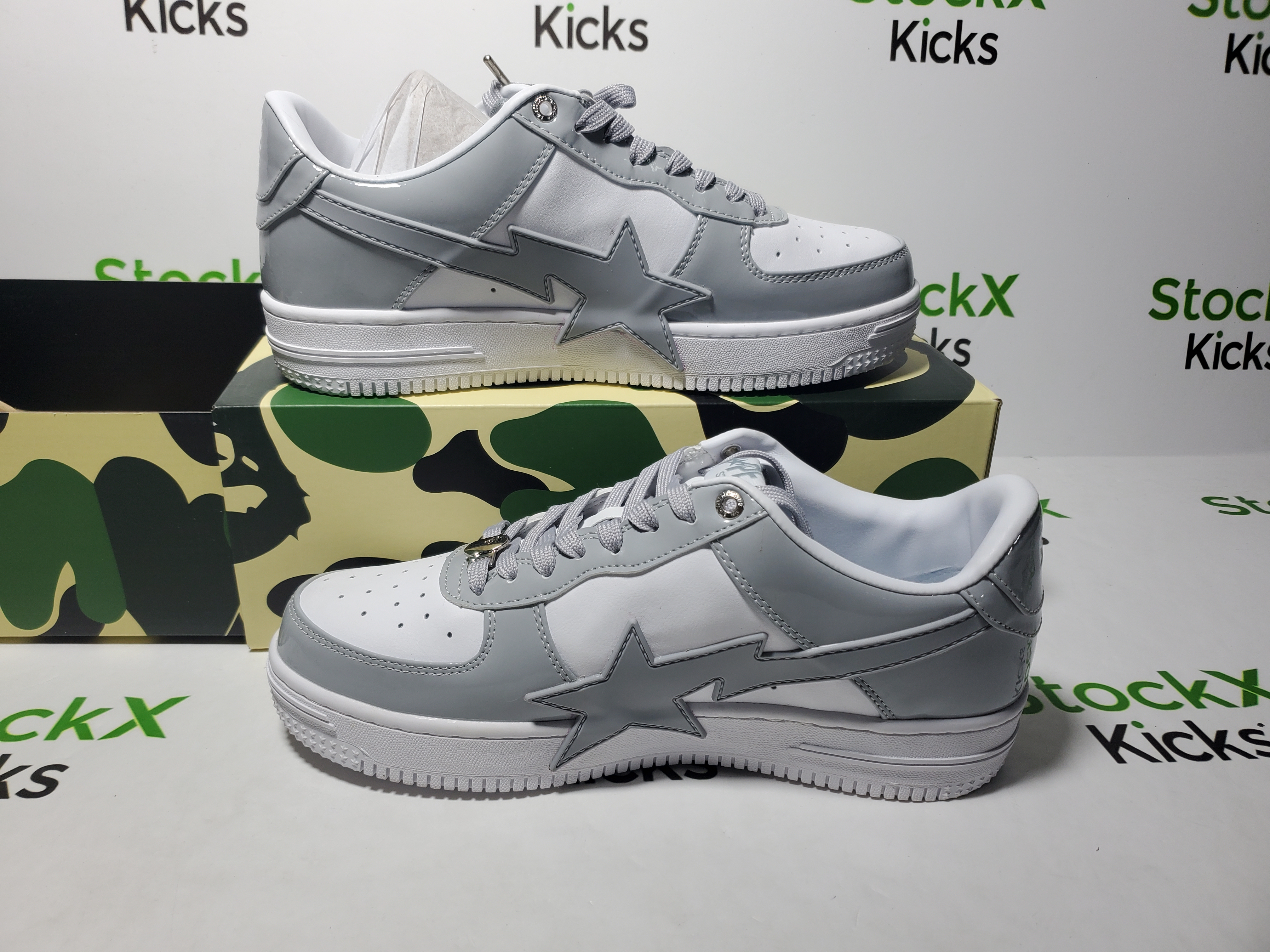 A BATHING APE Bape Sta White White Gray OZXSHMX91310N review Stockicks 01