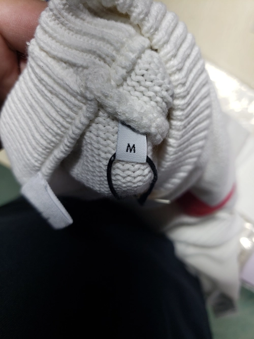 AMI PARIS 21FW Heart Embroidered Crew Neck Sweater White review 